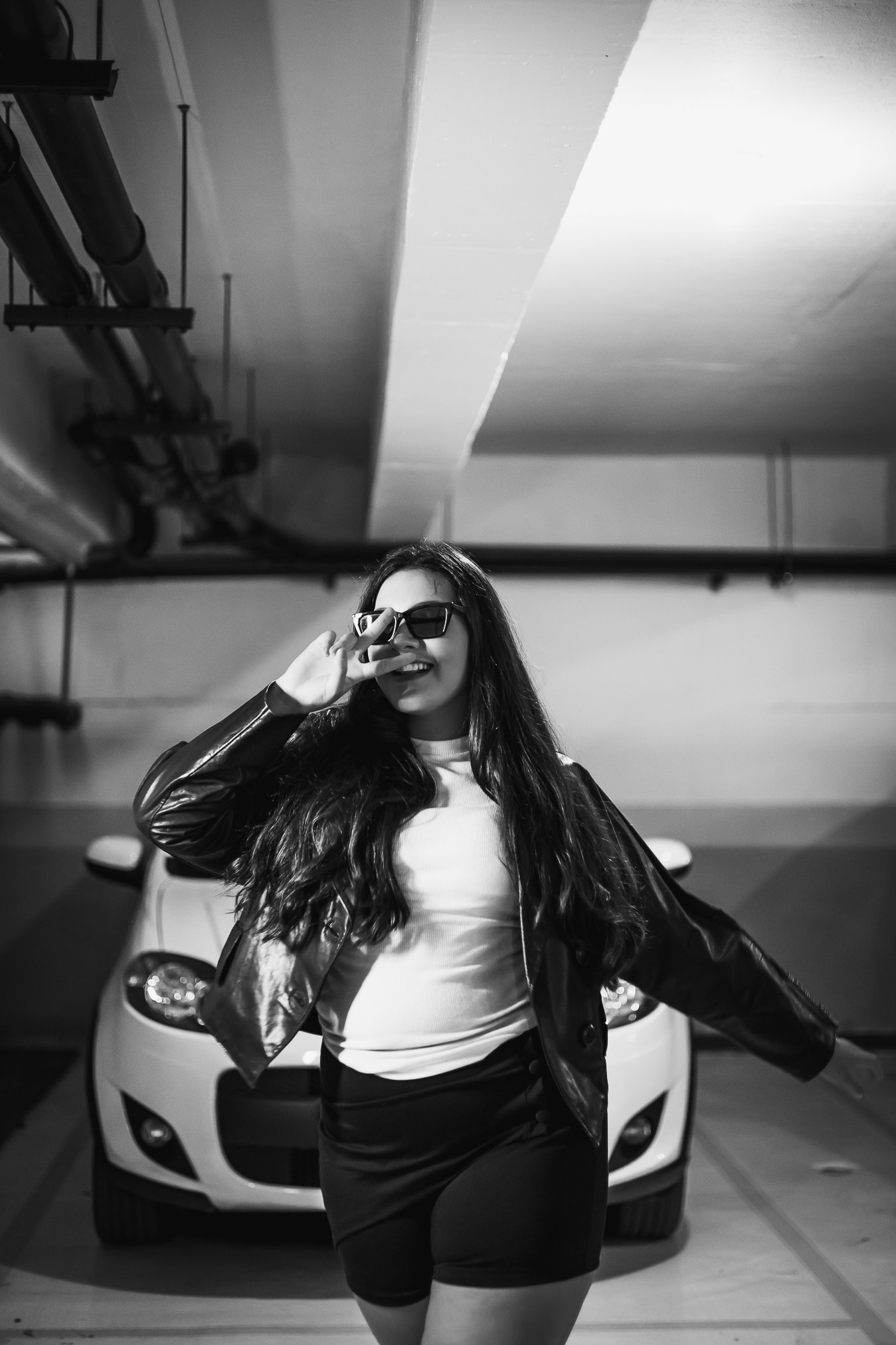 Entre Sorrisos e Memórias: O Ensaio dos 15 Anos da Laila. Clika Photo