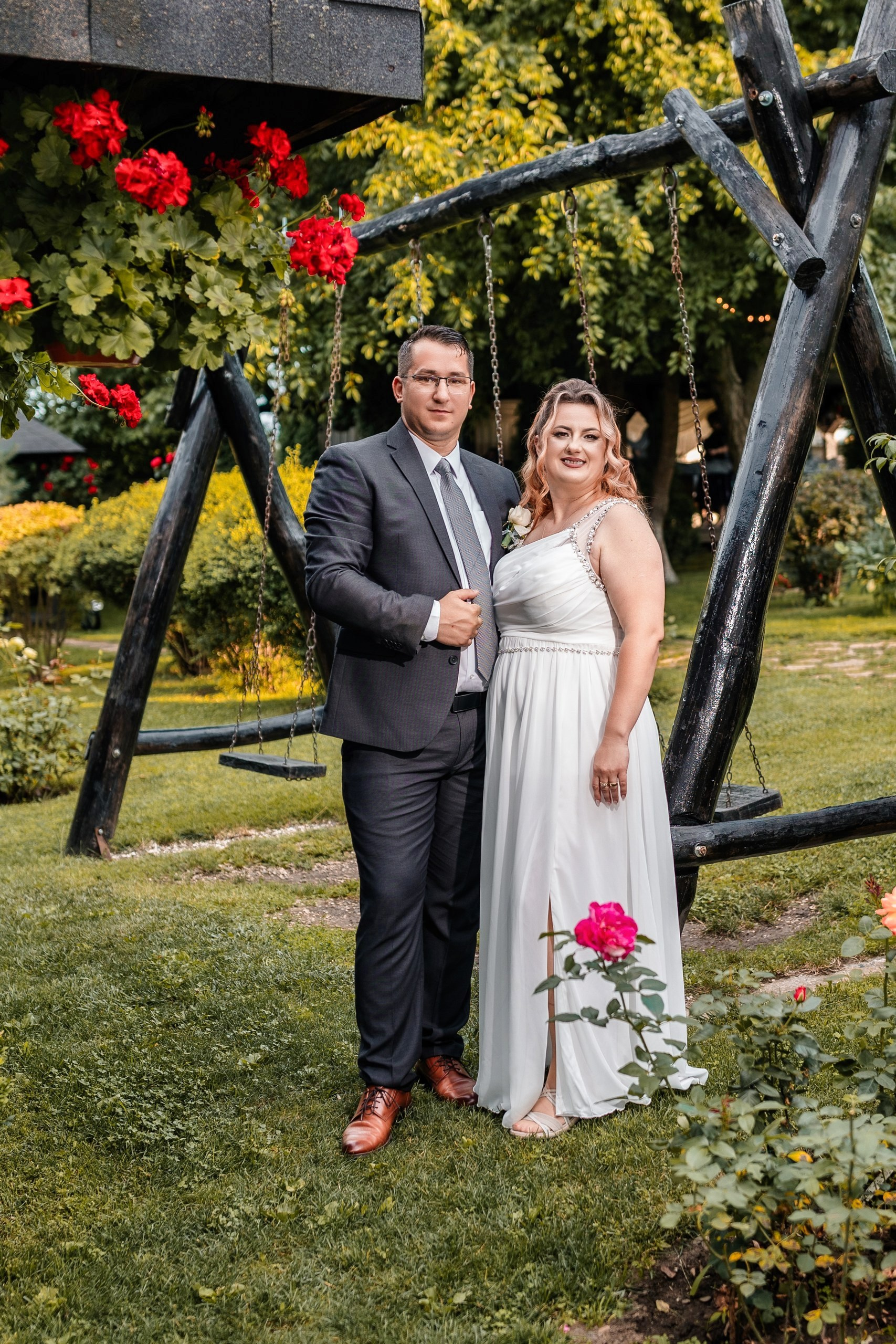 • fotograf cununie religioasă Dorohoi Alexandru și Otilia în biserică • fotograf cununie religioasă Dorohoi moment emoționant schimb de priviri • fotograf cununie religioasă Dorohoi mirii în timpul slujbei • fotograf cununie religioasă Dorohoi cadre naturale din biserică • fotograf cununie religioasă Dorohoi binecuvântarea mirilor • fotograf stare civilă Botoșani Alexandru și Otilia spun DA • fotograf stare civilă Botoșani moment semnare acte oficiale • fotograf stare civilă Botoșani emoții la ieșirea din primărie • fotograf stare civilă Botoșani cadre cu mirii și invitații • fotograf stare civilă Botoșani fotografii naturale și autentice • fotograf nuntă Botoșani ședință foto Alexandru și Otilia • fotograf nuntă Dorohoi cadre romantice ședință foto miri • fotograf nuntă Botoșani portrete elegante miri • fotograf nuntă Dorohoi cadre naturale în lumină caldă • fotograf nuntă Botoșani ședință foto în aer liber • fotograf nuntă Botoșani petrecere dans și distracție • fotograf nuntă Dorohoi momente spontane la petrecere • fotograf nuntă Botoșani invitați pe ringul de dans • fotograf nuntă Dorohoi cadre dinamice de la petrecere • fotograf nuntă Botoșani atmosferă vibrantă și emoții reale • Alin Chirilă fotograf surprinde emoțiile mirilor Alexandru și Otilia • Alin Chirilă fotograf cadre naturale și autentice de nuntă • Alin Chirilă fotograf poveste de dragoste spusă prin imagini • Alin Chirilă fotograf momente reale și emoții sincere • Alin Chirilă fotograf portrete elegante de miri • AlinoFotoStudio fotografie de nuntă Alexandru și Otilia • AlinoFotoStudio cadre artistice cununie religioasă • AlinoFotoStudio ședință foto miri în lumină naturală • AlinoFotoStudio fotografie autentică de nuntă în România • AlinoFotoStudio momente speciale surprinse cu emoție • povestitor prin fotografie surprinde iubirea dintre Alexandru și Otilia • povestitor prin fotografie cadre naturale și emoții reale • povestitor prin fotografie zi de nuntă spusă în imagini • povestitor prin fotografie momente autentice și pline de viață • povestitor prin fotografie amintiri transformate în artă Alin Chirilă fotograf – povestitor prin fotografie la nunta Alexandru și Otilia • AlinoFotoStudio fotograf nuntă – emoții reale surprinse natural • fotograf nuntă Botoșani • fotograf nuntă Dorohoi • fotograf cununie religioasă Dorohoi • fotograf stare civilă Botoșani • fotograf botez Botoșani • Alin Chirilă fotograf • AlinoFotoStudio • povestitor prin fotografie