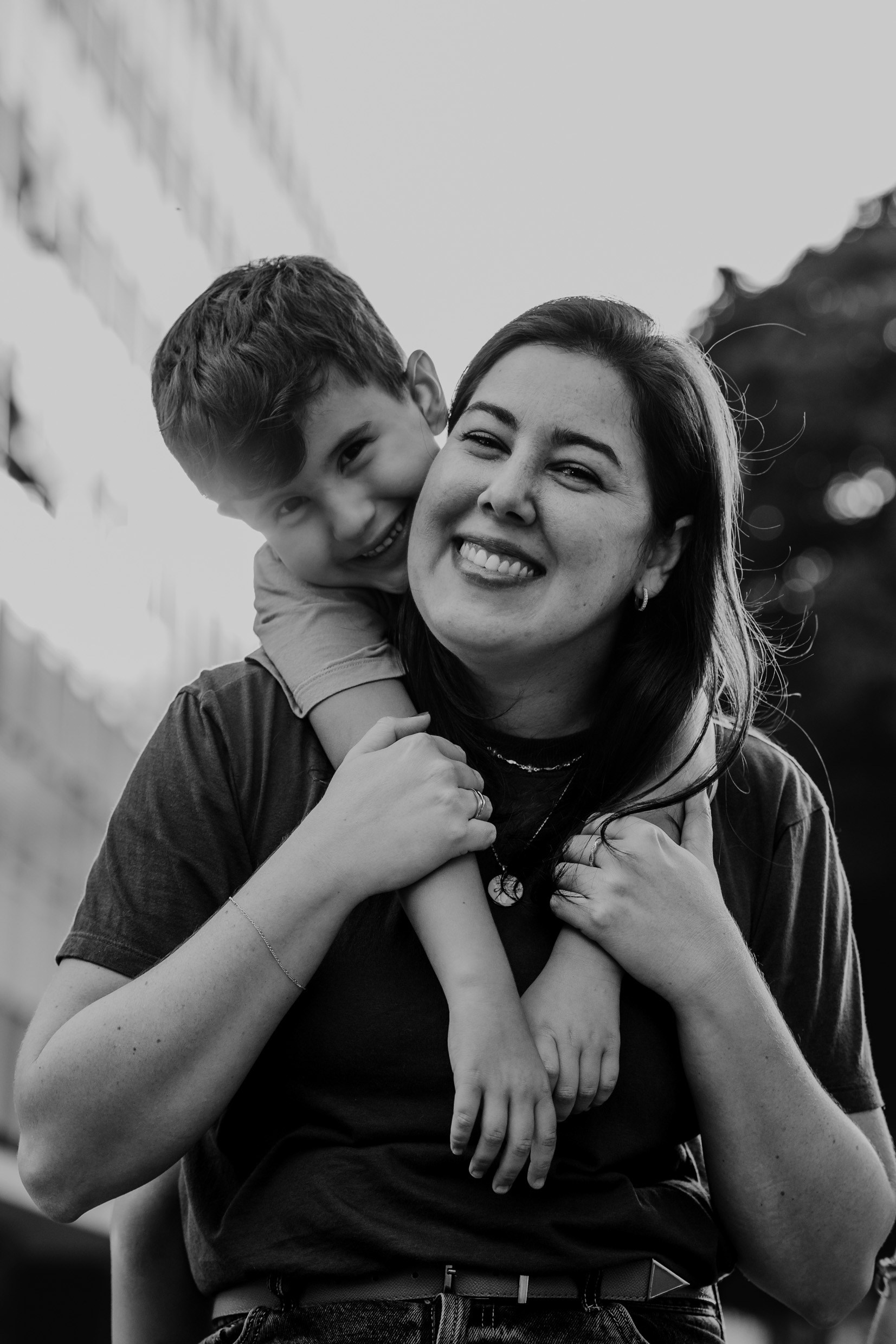 Ensaio mãe e filhos em Brasília • Asa Norte | Fotografia de Família. Fotógrafa em Brasília e Recife | Ensaios de família, gestante e festas infantis — Ize Fotografia