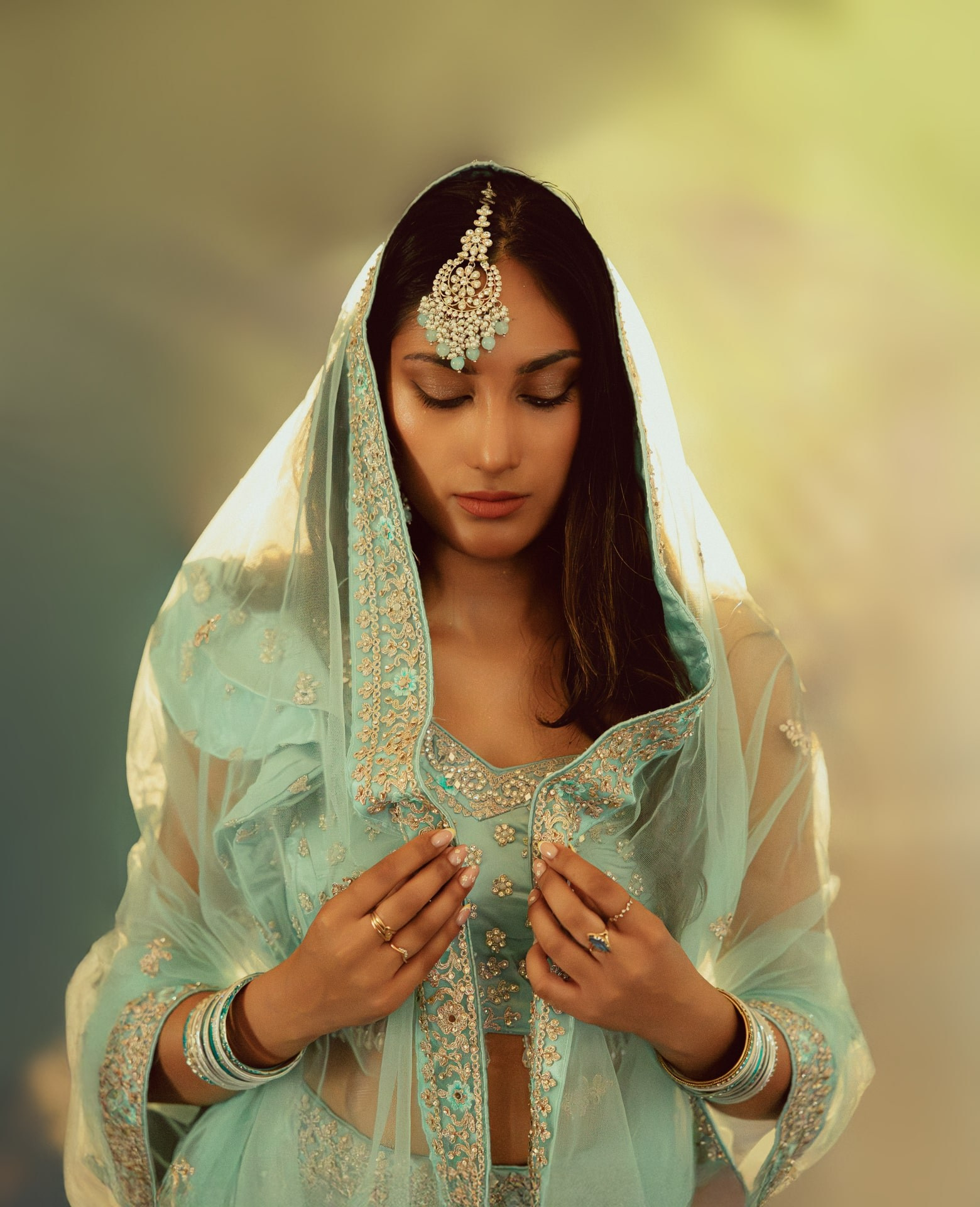 Dream Portrait in Traditional Indian Attire — Studio Photoshoot in Rotterdam. Romantic & Soulful Photography by Natalia Olhova in Rotterdam