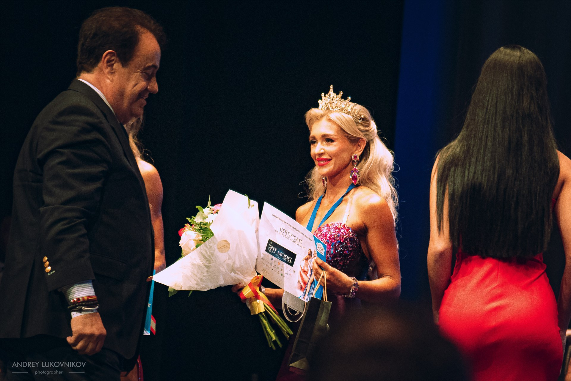 Sesión fotográfica de reportaje para el concurso internacional IFBB Miss Fit Model Europe 2024 en Torrevieja | Fotógrafo Andrey Lukovnikov