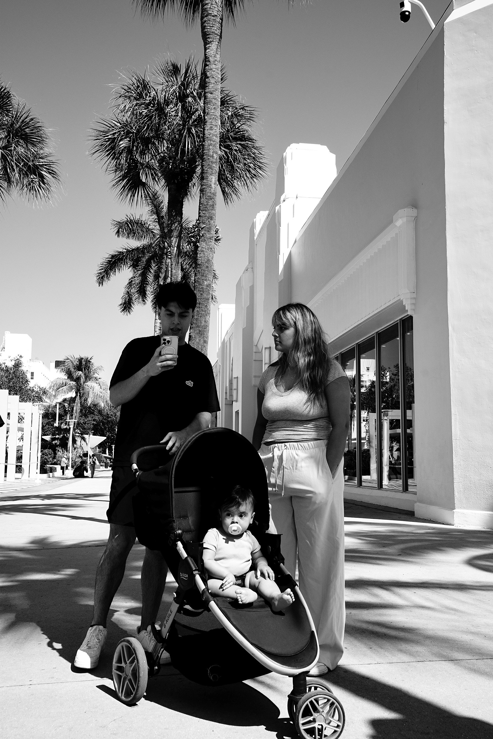 Miami Street Photography — Black & White Vertical Experiment with Light, Contrast & Structure, Breaking NYC Shooting Style. Emin Kuliyev — Award-Winning Wedding Photojournalist NYC & USA | Best Wedding Photographer Known for Candid, Timeless Moments