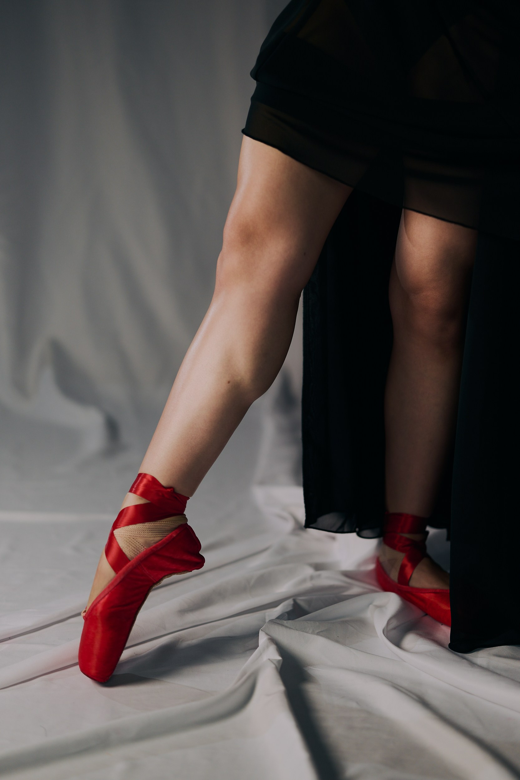 RED SHOES. MT