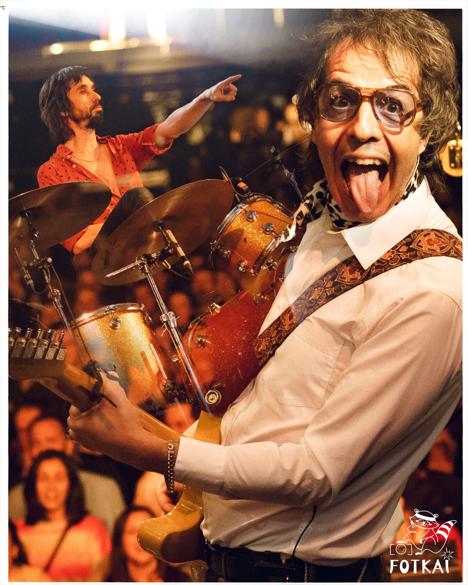 Sidonie y La La Love You en Torrevieja: una noche de contrastes que encendió el Palacio de los Deportes | FOTKAI