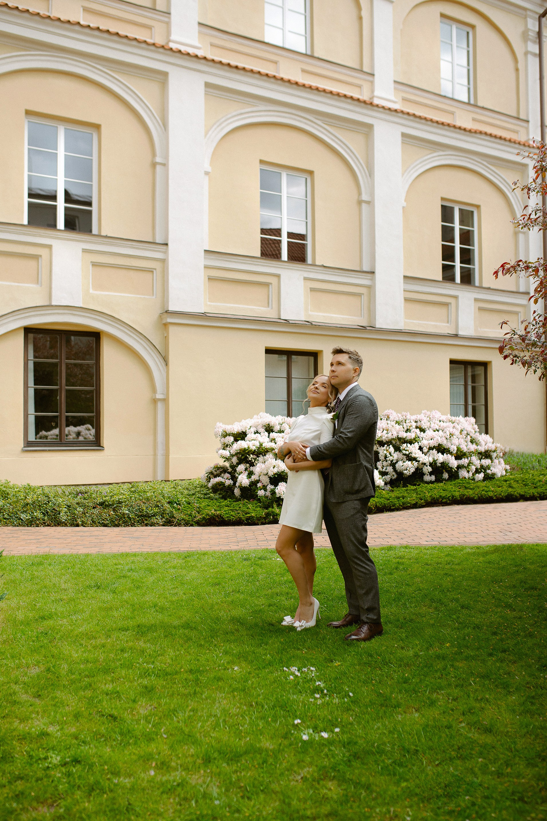 Vestuvių fotografė, vestuvių fotografas visoje Lietuvoje, vestuvių fotografė Vilniuje, jausminga ir jauki vestuvių fotografija, laikui nepavaldi vestuvių fotografija; Vestuvių fotografė Pakruojyje; Vestuvių fotografė Šiauliuose;Vestuvių fotografė Panevėžyje; vestuvių fotografė Kaune; Vestuvių fotografė Biržuose; vestuvių fotografė Pasvalyje; vestuvių fotografė Klaipėdoje