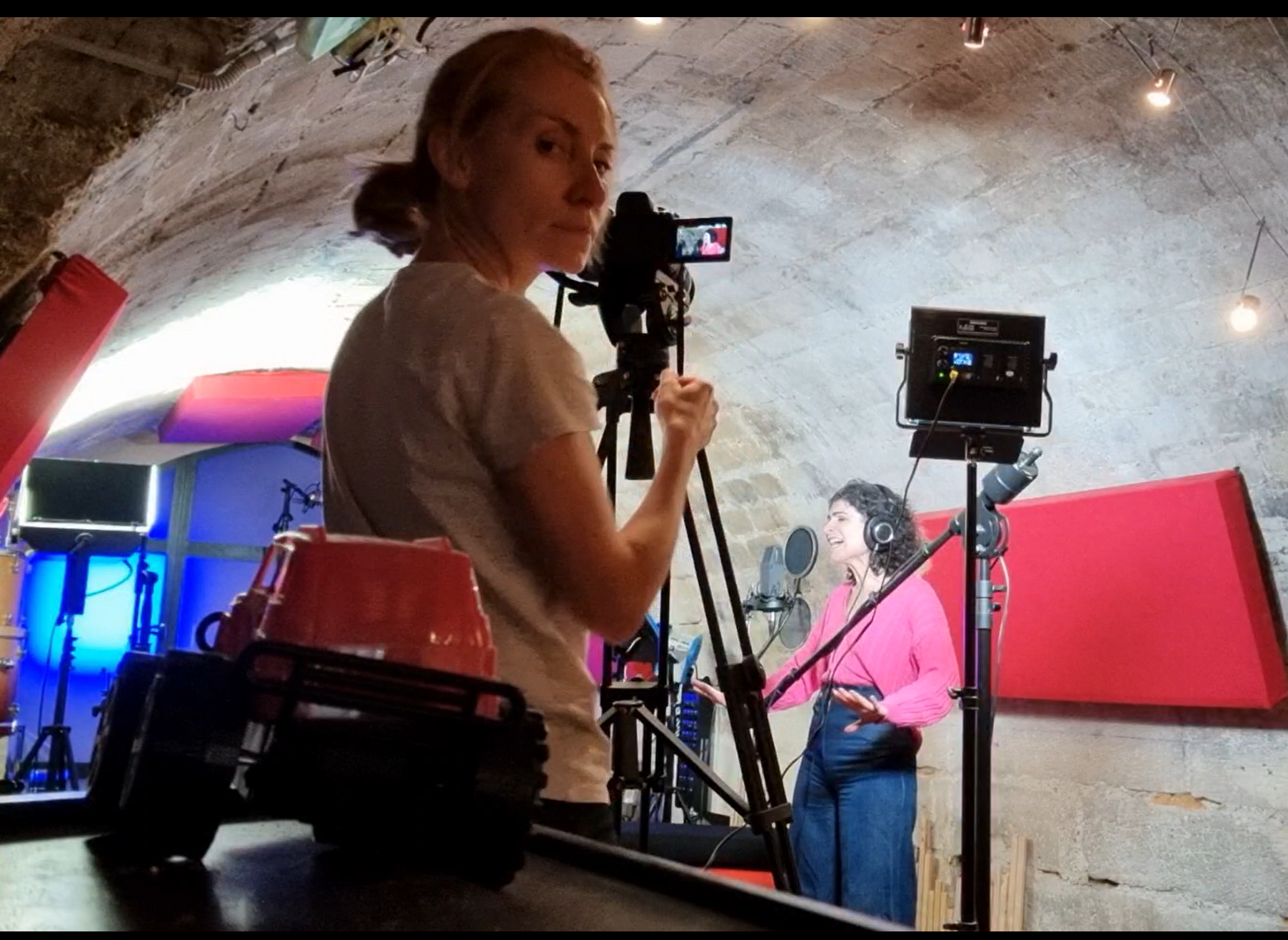 Reportage · Interview · Terrain · Télévision. Natalia Bogdanovska. Films et photographie corporate en France