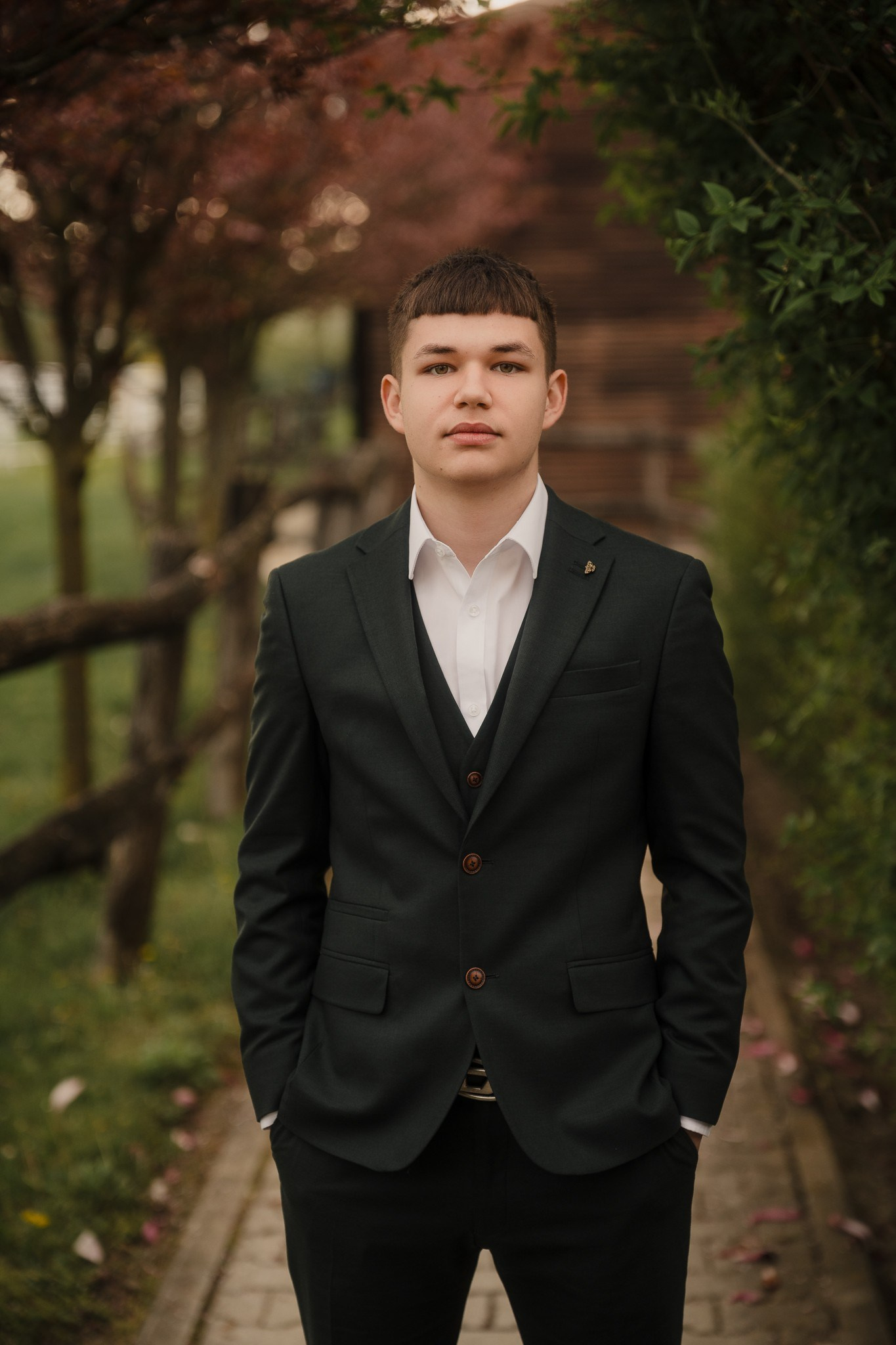 Albume Elevi. Visuals of Theodor — Wedding Photographer