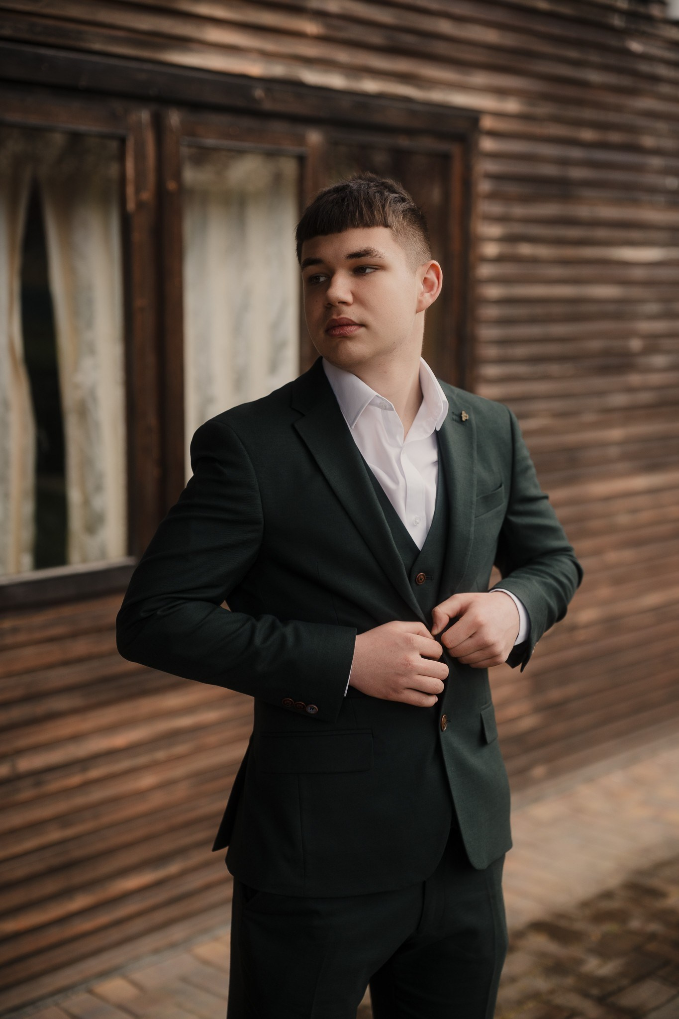 Albume Elevi. Visuals of Theodor — Wedding Photographer