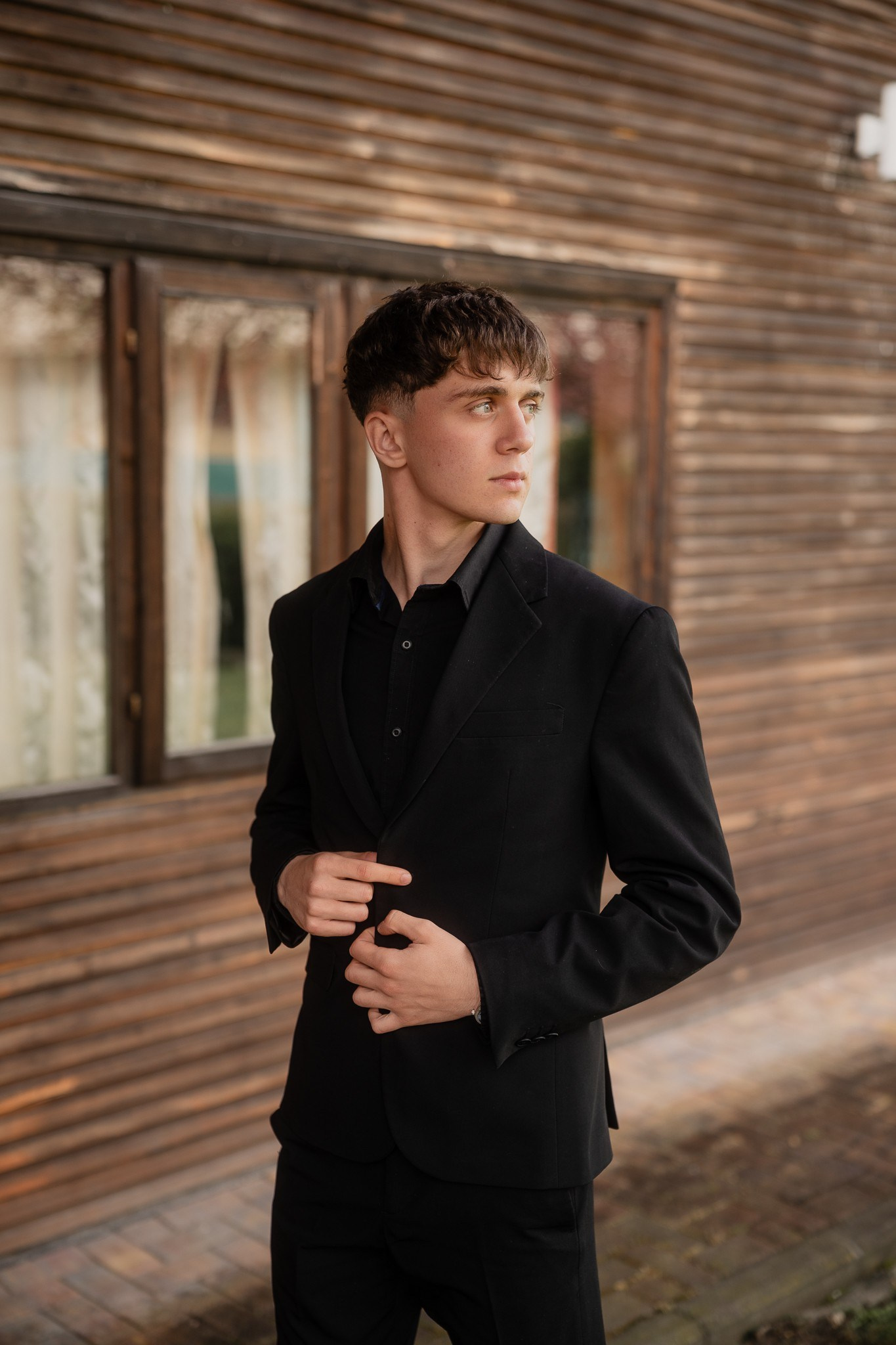 Albume Elevi. Visuals of Theodor — Wedding Photographer