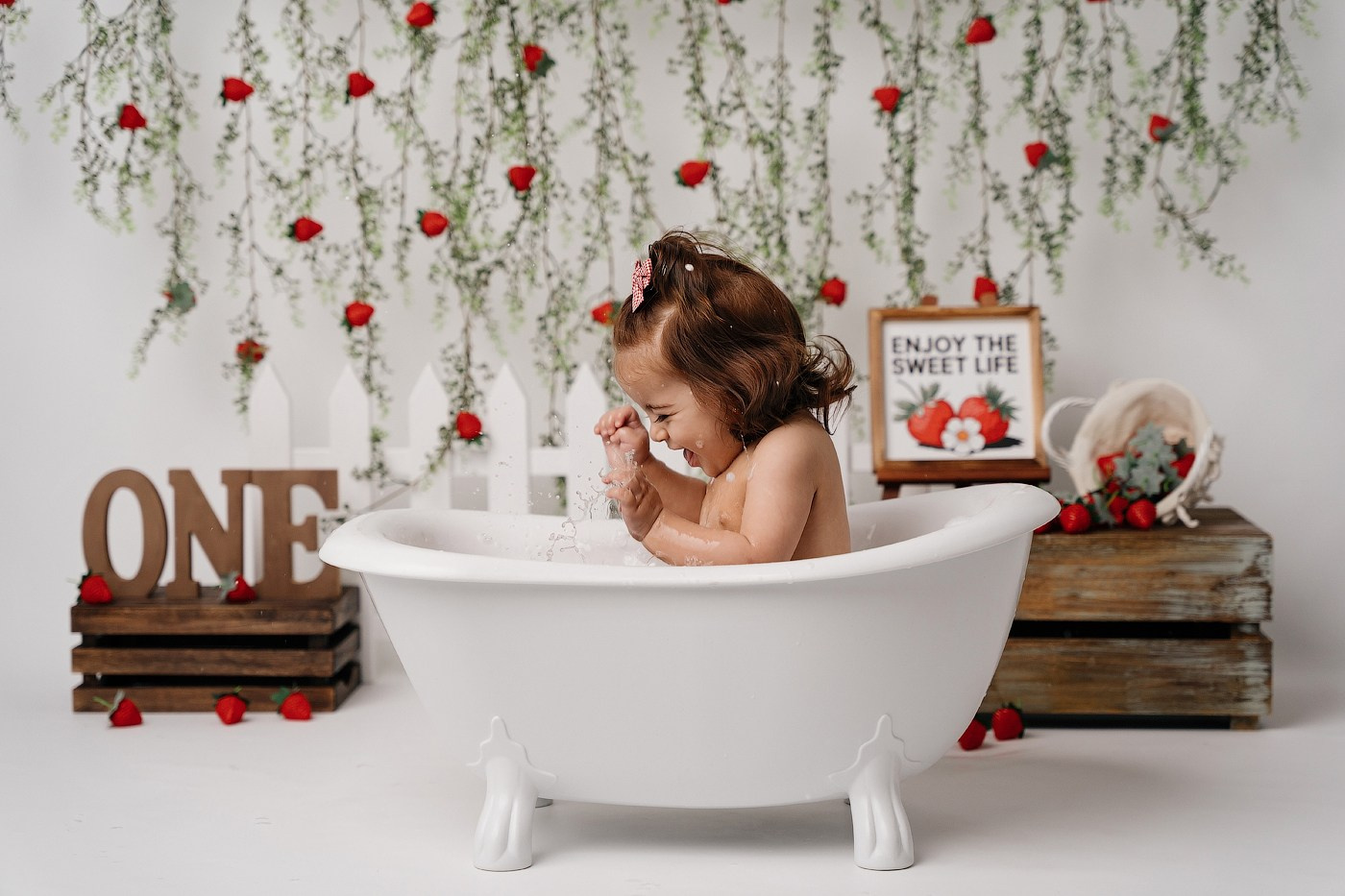 Cake smash session price guide. Newborn and family photographer. Hills District. Sydney