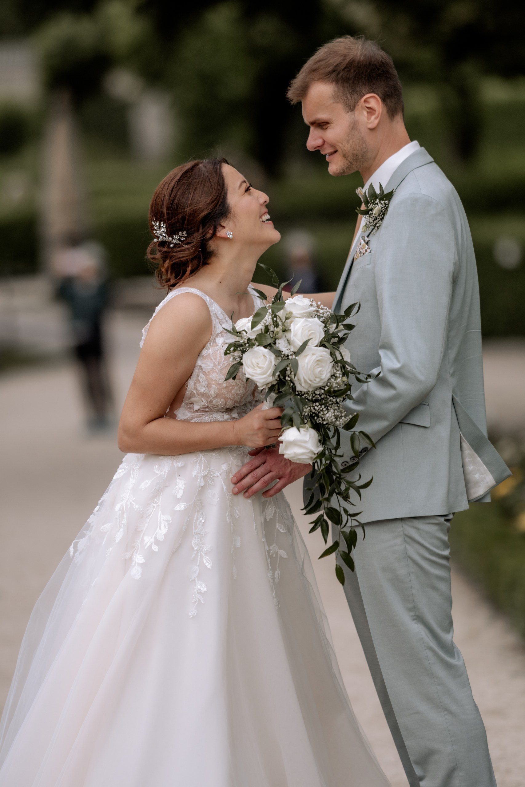 Hochzeitsfotografin Würzburg – Traumhafte Hochzeit im Schloss Werneck. Anna Saribekyan – Beste Hochzeitsfotografin in Würzburg, Top 10 in Deutschland