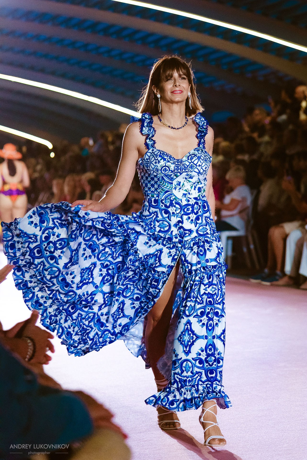Reportaje del Fin de Semana de Torrevieja 2024 — Fotógrafo de Desfiles de Moda en España, Andrey Lukovnikov