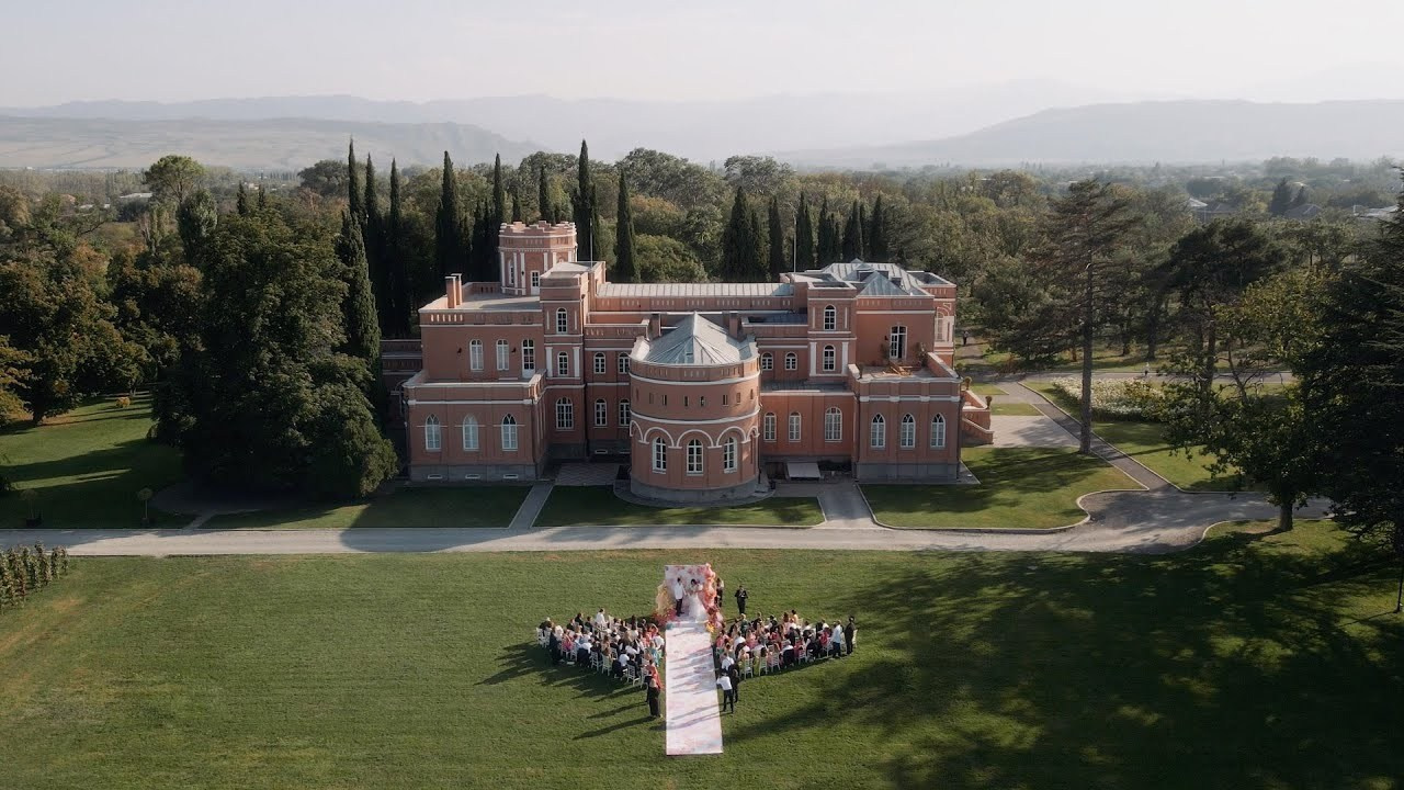 Wedding stories. Videographers Storytellers film Italy France