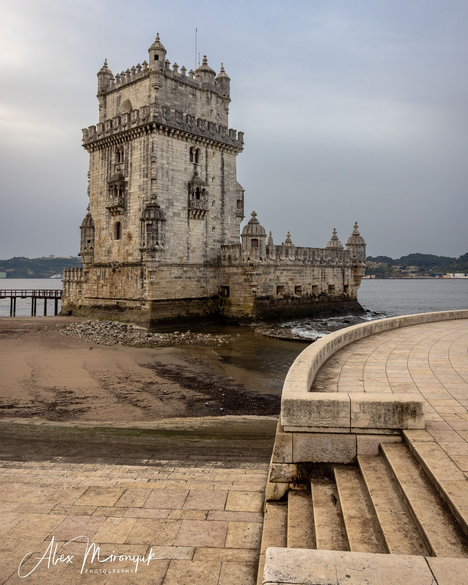 Portugal’s Scenic Treasures. Pet, Senior, Landscape, portrait studio, photographer in Miami and Sou