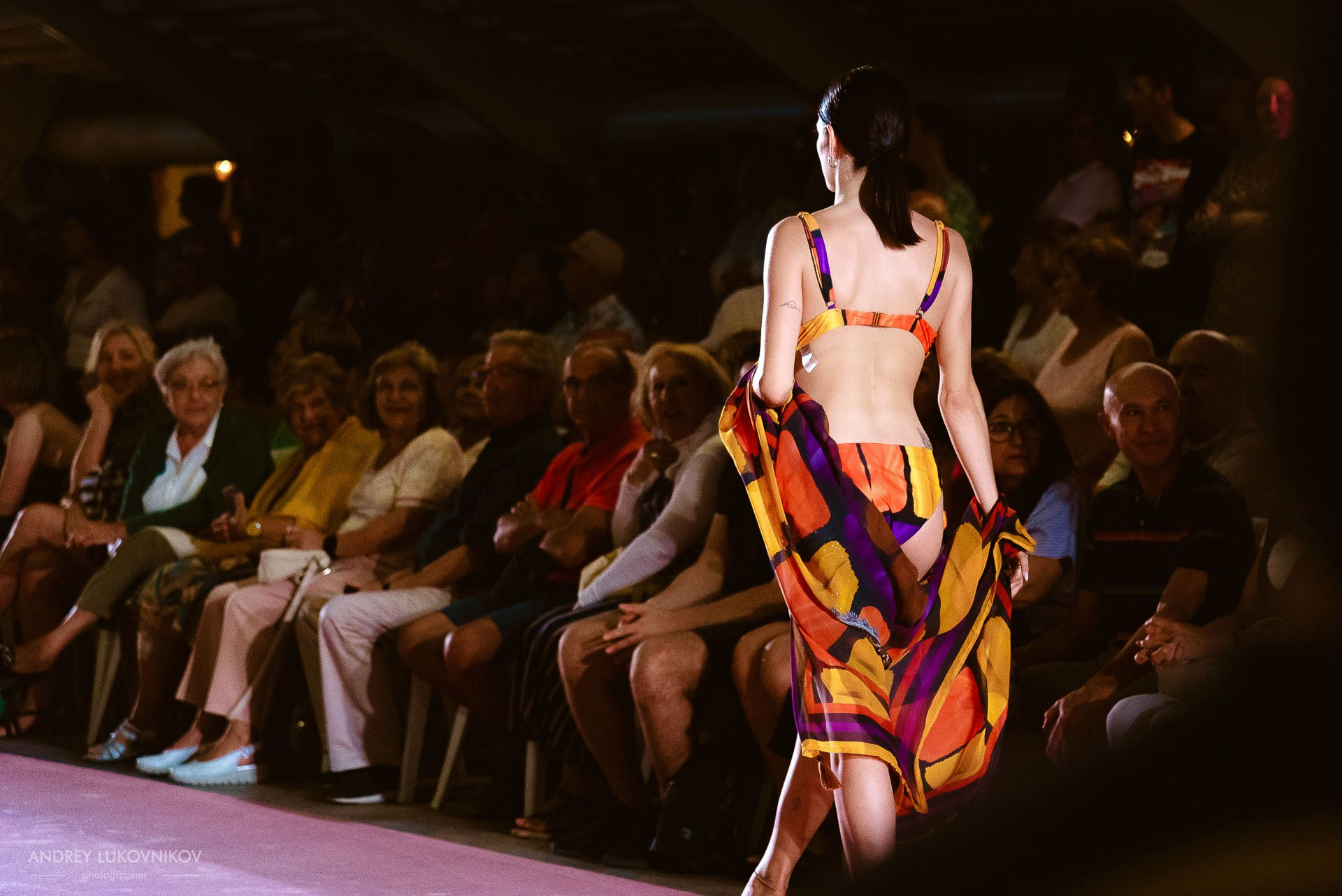 Reportaje del Fin de Semana de Torrevieja 2024 — Fotógrafo de Desfiles de Moda en España, Andrey Lukovnikov