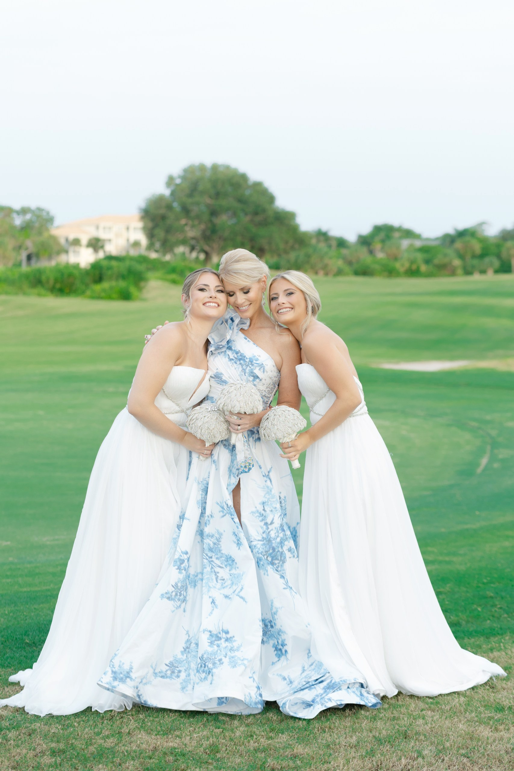 My name is Kate and I am family and wedding photographer