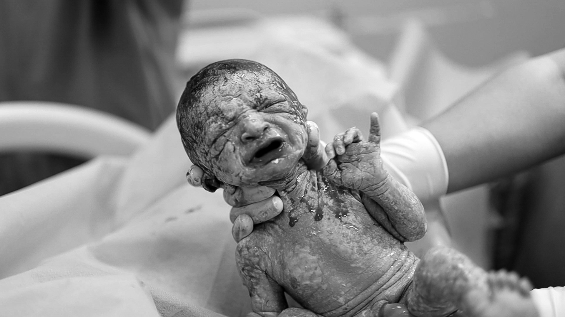 Birth & Hospital Session. BABY & FAMILY - MATERNITY - WEDDINGS & EVENTS - COMMERCIALS & CORPORATE | GOWTHAMAN SIVARAJ