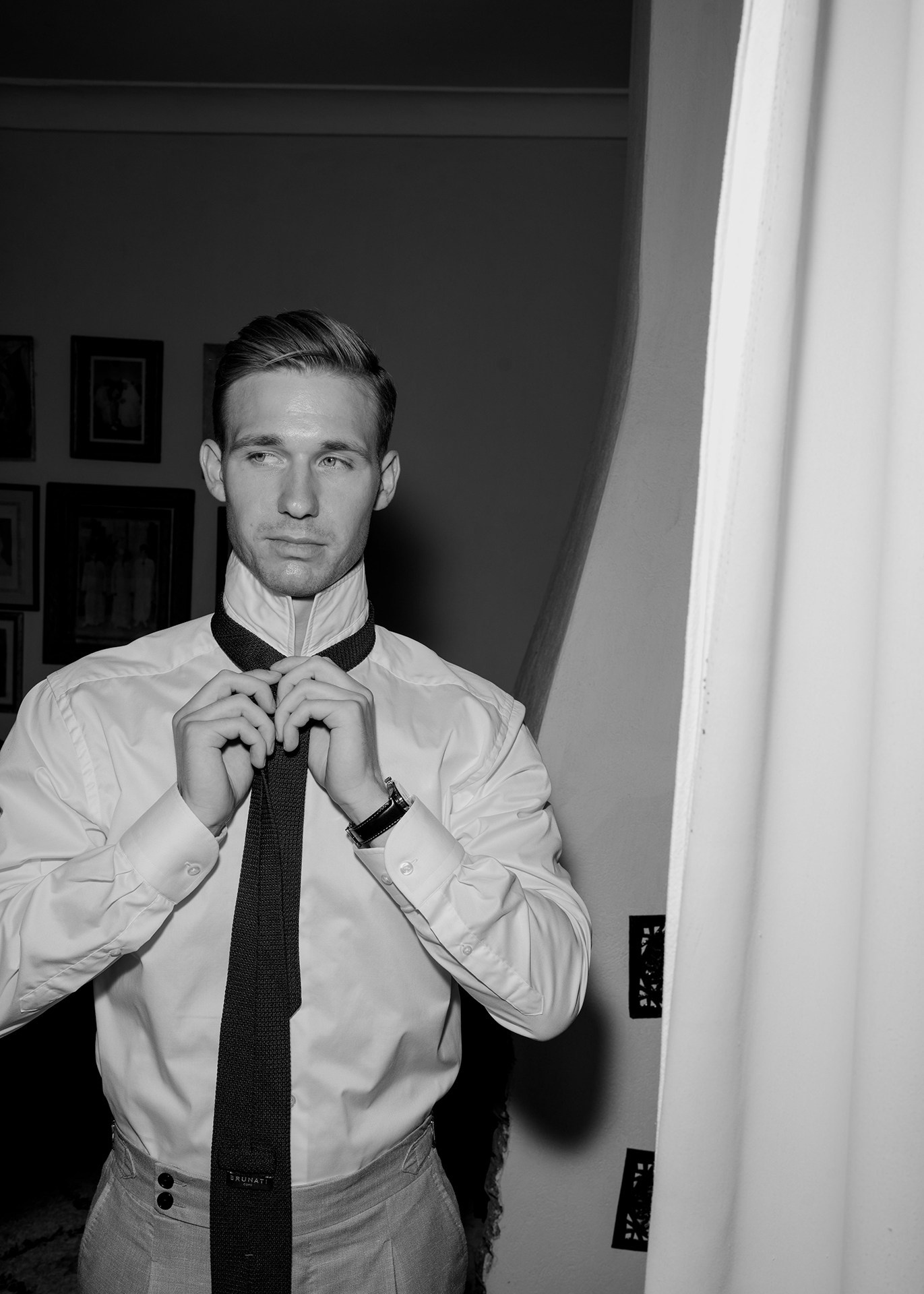 Proposal Wedding 2026. Wedding photographer in Europe. Based in Italy, Lake Como. Aesthetic elegant story-telling