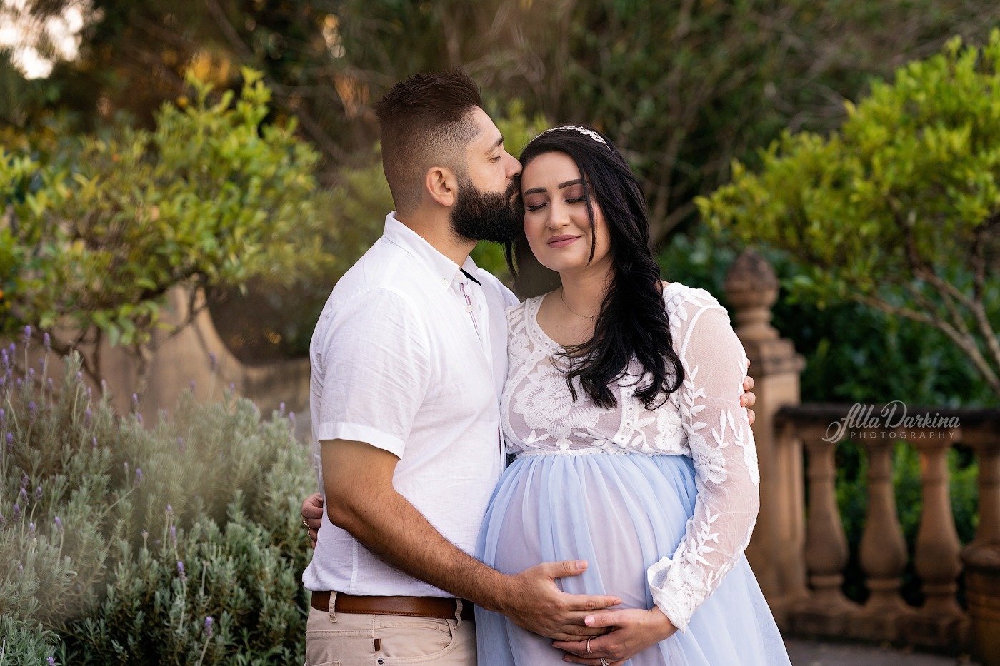 Maternity session session price guide. Newborn and family photographer. Hills District. Sydney