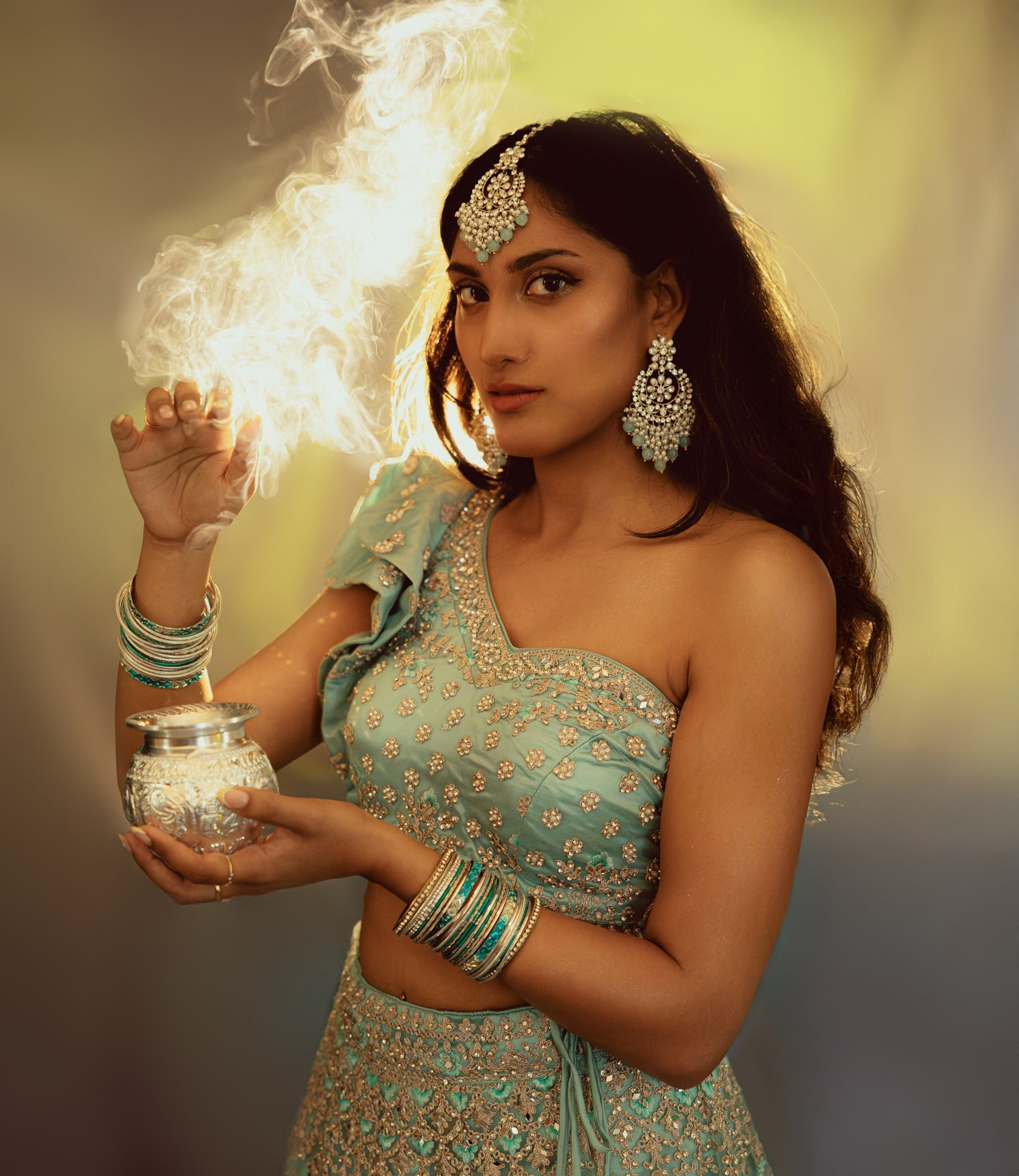 Dream Portrait in Traditional Indian Attire — Studio Photoshoot in Rotterdam. Romantic & Soulful Photography by Natalia Olhova in Rotterdam