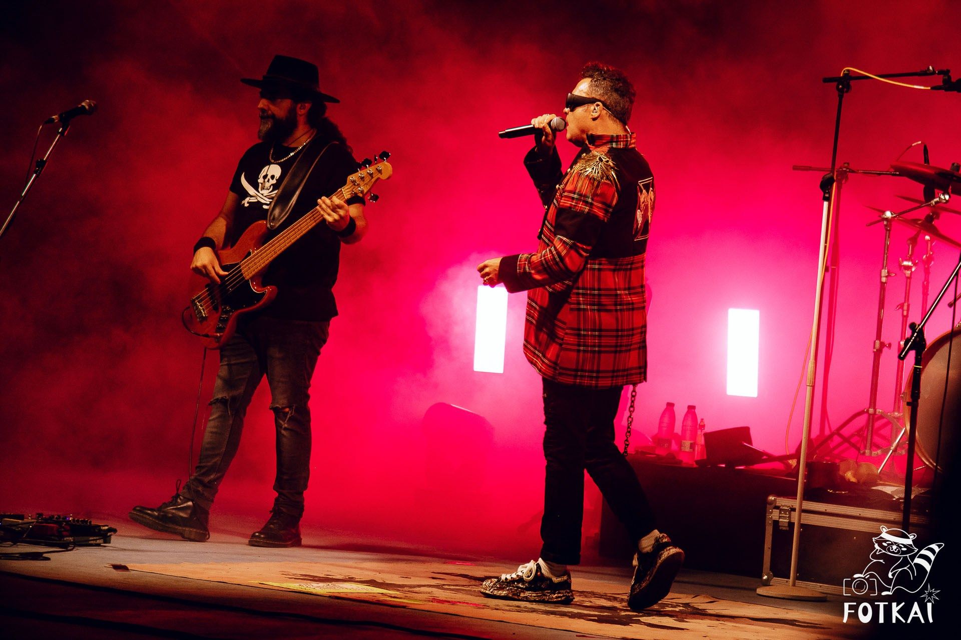 Фотоотчёт Street Food Market Torrevieja — Seguridad Social & Las Hienas DJs | FOTKAI