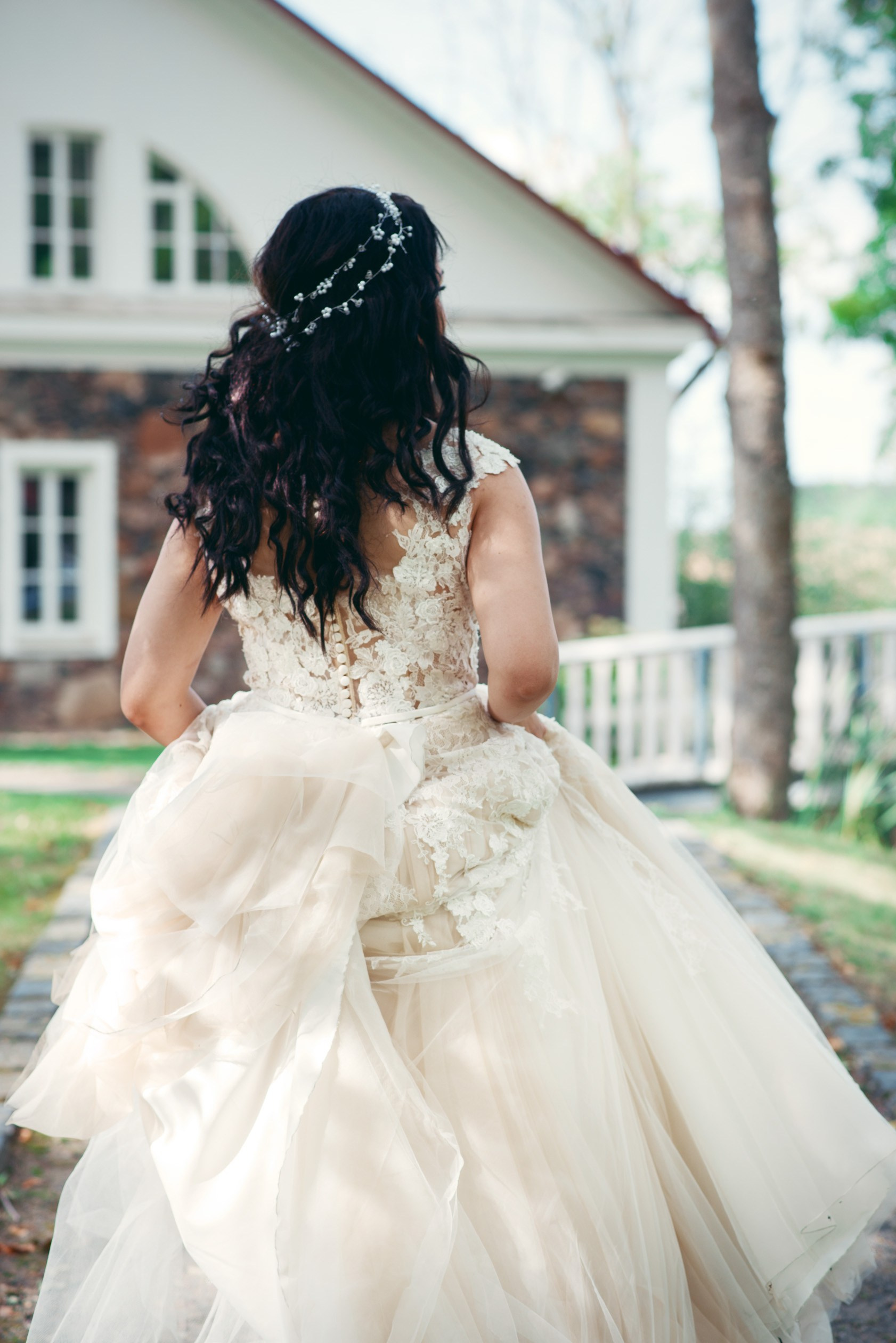 Vestuvių fotosesija, ceremonija, Vestuvių pasiruošimo fotografavimas. Vestuvių fotografas Vilnius Trakai kaina vestuvių fotografavimas fotografė personal.lt photogrpahy kainos jaunoji jaunikis nuotaka santuoka vestuvės, profesionali natūrali meninė reportažinė klasikinė fotosesija, vestuvių fotosesija gamtoje dvare