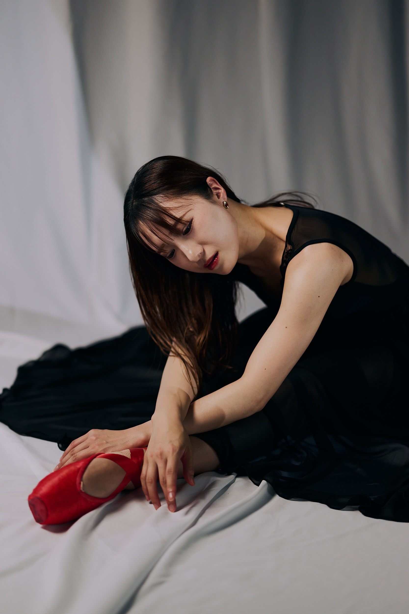 RED SHOES. MT