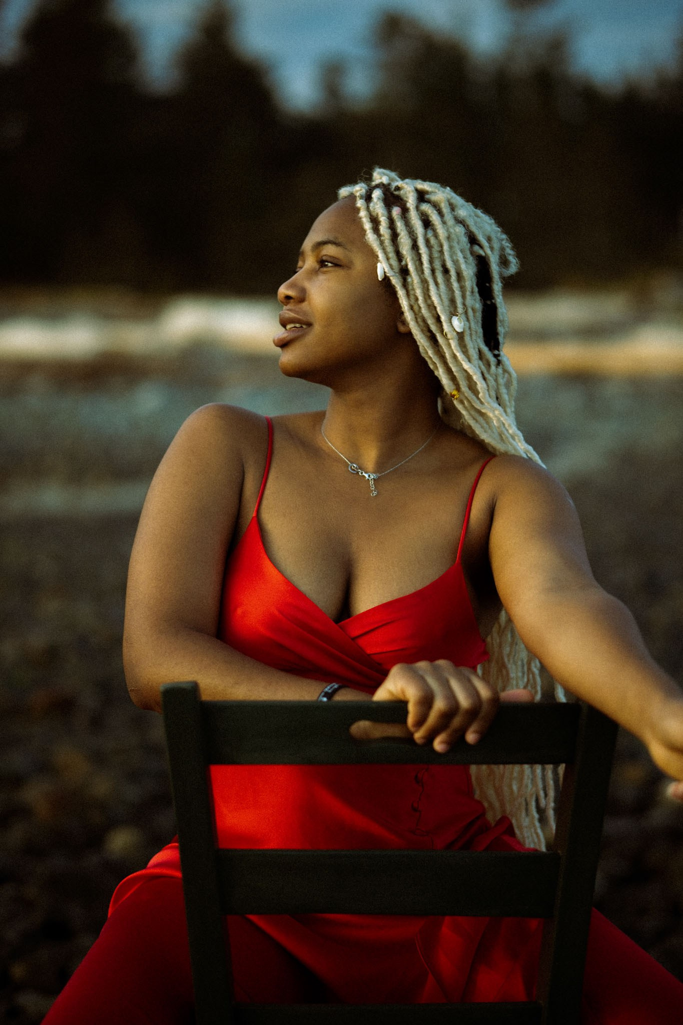 Artistic portrait photography with calm documentary approach