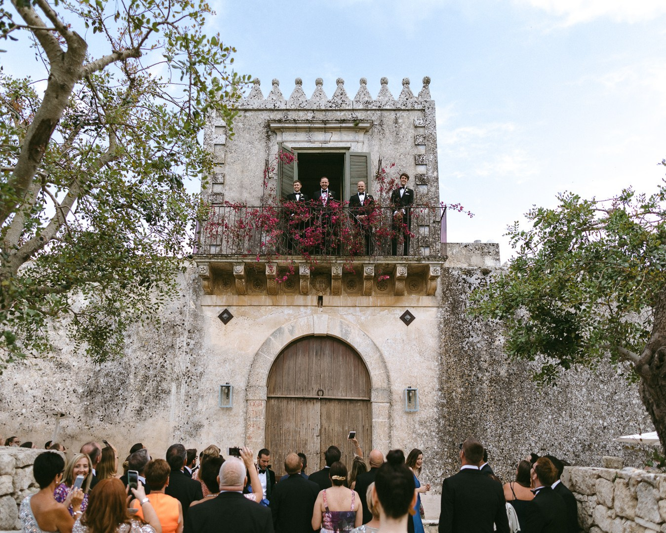 WEDDINGS. Ke’Ondris