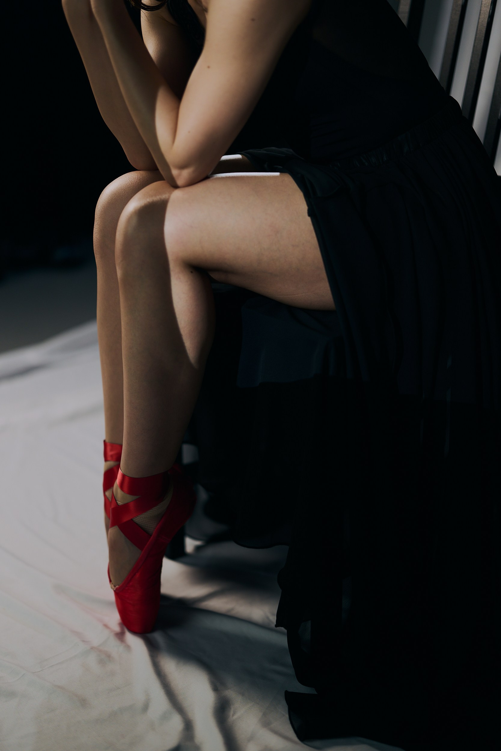 RED SHOES. MT