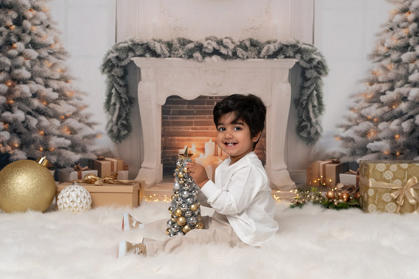 Christmas mini sessions 2025| Sydney. Newborn and family photographer. Hills District. Sydney