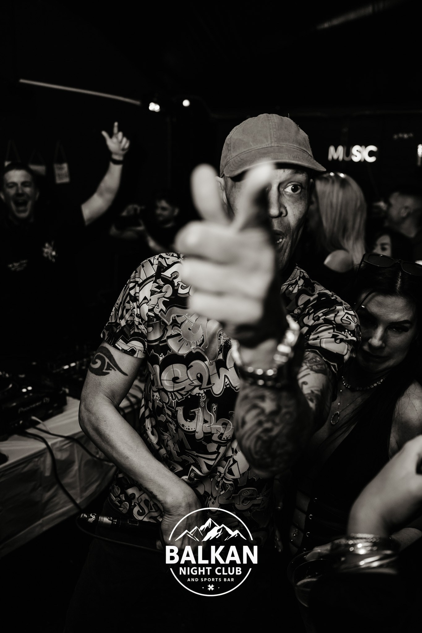 BALKAN NIGHT CLUB SALISBURY. TANTAN IONUT FOTO & FILM