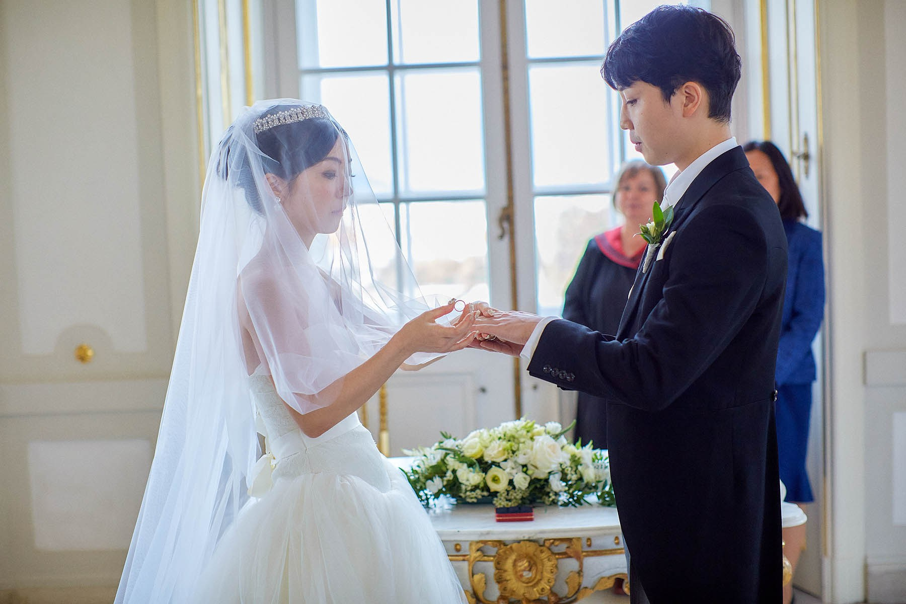 Intimate Belvedere Palace Wedding | Vienna Love Story