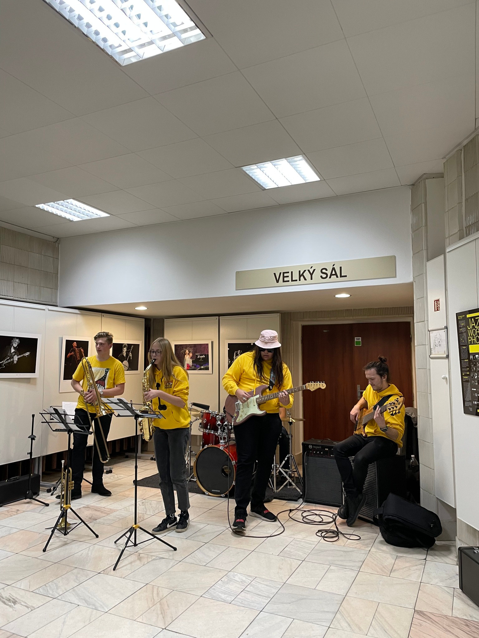 Джаз-бенд на фотовыставке Jazz World Photo'2023 (JWP 2023), Трутнов, Чехия.