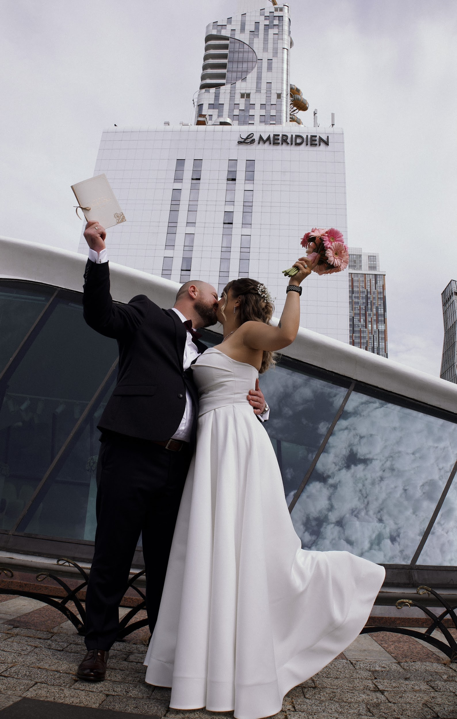 Batumi Wedding Palace. Главная