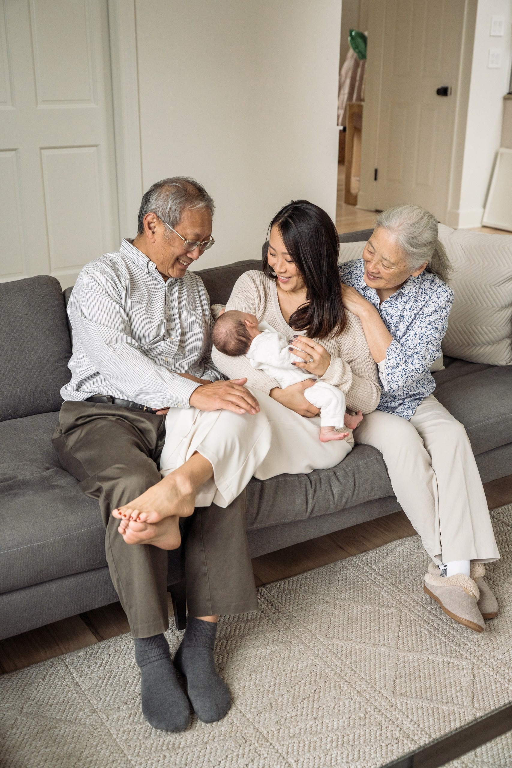 Kristine, Brian, Sloane. Alisa Tant — Family and newborn photographer Bucks County, Montgomery county, Philadelphia, NJ