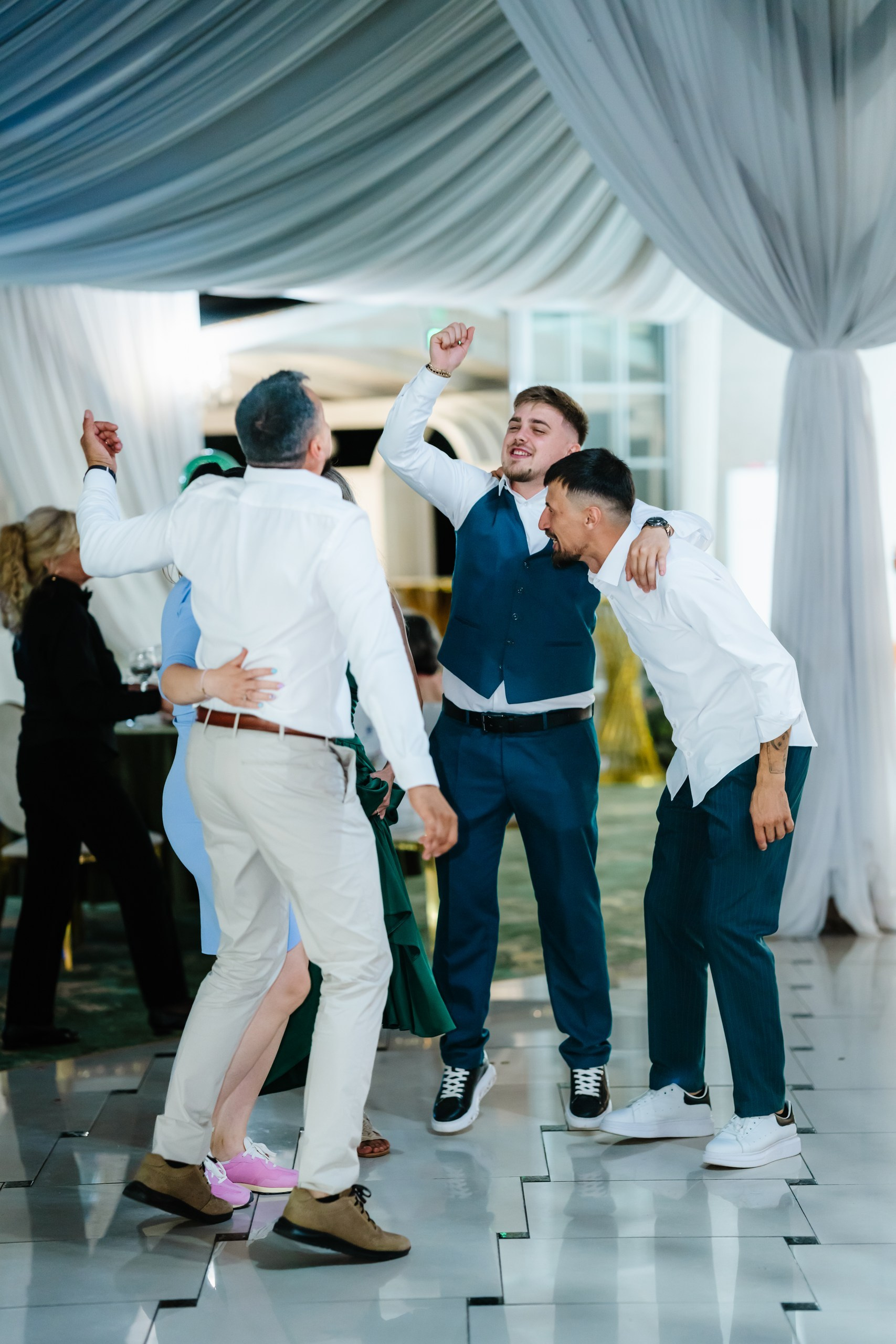 • botez Adam George Botoșani fotograf botez biserica Ziua Crucii AlinoFotoStudio • slujba botez ortodox Botoșani copil cristelniță emoție familie fotograf profesionist • moment scufundare botez biserica Ziua Crucii Botoșani fotograf botez natural • fotograf botez Botoșani copil în brațele nașilor emoții autentice • detalii botez lumânare trusou biserică Ziua Crucii fotograf AlinoFotoStudio • portret copil botez Adam George lumină naturală biserică Botoșani • familie la botez Botoșani momente emoționante biserică fotograf eveniment • preot slujbă botez Botoșani cadre autentice religioase fotografie profesională • mirungere botez ortodox Botoșani fotograf poveste botez • copil după botez în prosop alb emoție pură fotograf botez Botoșani petrecere botez Imperia Cucorani Botoșani decor elegant fotograf eveniment • dans invitați botez Adam George atmosferă veselă Imperia Cucorani • candy bar botez Botoșani detalii dulciuri Imperia Cucorani fotograf • tort botez Adam George moment tăiere tort petrecere Botoșani • familie și invitați la botez Imperia Cucorani cadre naturale emoționale • decor sală botez Imperia Cucorani Botoșani aranjamente elegante • copil botez la petrecere cadre naturale fotograf Botoșani • fotograf botez Botoșani momente spontane invitați petrecere • lumină ambientală petrecere botez Imperia Cucorani fotograf profesionist • atmosferă de seară botez Botoșani distracție și emoție • fotograf botez Botoșani AlinoFotoStudio poveste prin fotografie • fotograf profesionist botez Moldova Botoșani Suceava Iași Neamț • amintiri botez copil fotografii naturale emoții autentice • album botez copil fotografie profesională eveniment religios • fotograf evenimente Botoșani botez cadre autentice și luminoase • Alin Chirilă fotograf botez Botoșani Adam George biserica Ziua Crucii • Alin Chirilă fotograf profesionist botez copil Botoșani momente emoționante • Alin Chirilă fotograf evenimente Botoșani slujbă botez cadru autentic • Alin Chirilă fotograf botez ortodox copil cristelniță Botoșani • Alin Chirilă fotograf familie botez copil emoții reale și naturale • Alin Chirilă fotograf Botoșani portret copil botez lumină naturală • Alin Chirilă fotograf detalii botez trusou lumânare biserică • Alin Chirilă fotograf momente religioase botez Botoșani autentic • Alin Chirilă fotograf copil după botez emoție pură familie • Alin Chirilă fotograf cadre naturale botez copil Botoșani • Alin Chirilă fotograf petrecere botez Imperia Cucorani atmosferă elegantă • Alin Chirilă fotograf Botoșani dans invitați botez copil Adam George • Alin Chirilă fotograf tort botez moment special petrecere Botoșani • Alin Chirilă fotograf candy bar botez detalii elegante Imperia Cucorani • Alin Chirilă fotograf familie și invitați petrecere botez Botoșani • Alin Chirilă fotograf decor sală botez Imperia Cucorani eveniment premium • Alin Chirilă fotograf cadre spontane petrecere botez copil • Alin Chirilă fotograf atmosferă de seară botez Botoșani • Alin Chirilă fotograf emoții și distracție petrecere botez • Alin Chirilă fotograf evenimente copil botez Imperia Cucorani Alin Chirilă fotograf botez Moldova Botoșani Iași Suceava Neamț • Alin Chirilă fotograf profesionist botez copil nordul Moldovei • Alin Chirilă fotograf evenimente familie botez cadre autentice • Alin Chirilă fotograf povestitor prin fotografie botez copil • Alin Chirilă fotograf portofoliu botez Botoșani imagini naturale • Alin Chirilă fotograf servicii botez copil fotografii emoționale • Alin Chirilă fotograf amintiri botez copil cadre luminoase • Alin Chirilă fotograf botez copil stil natural și elegant