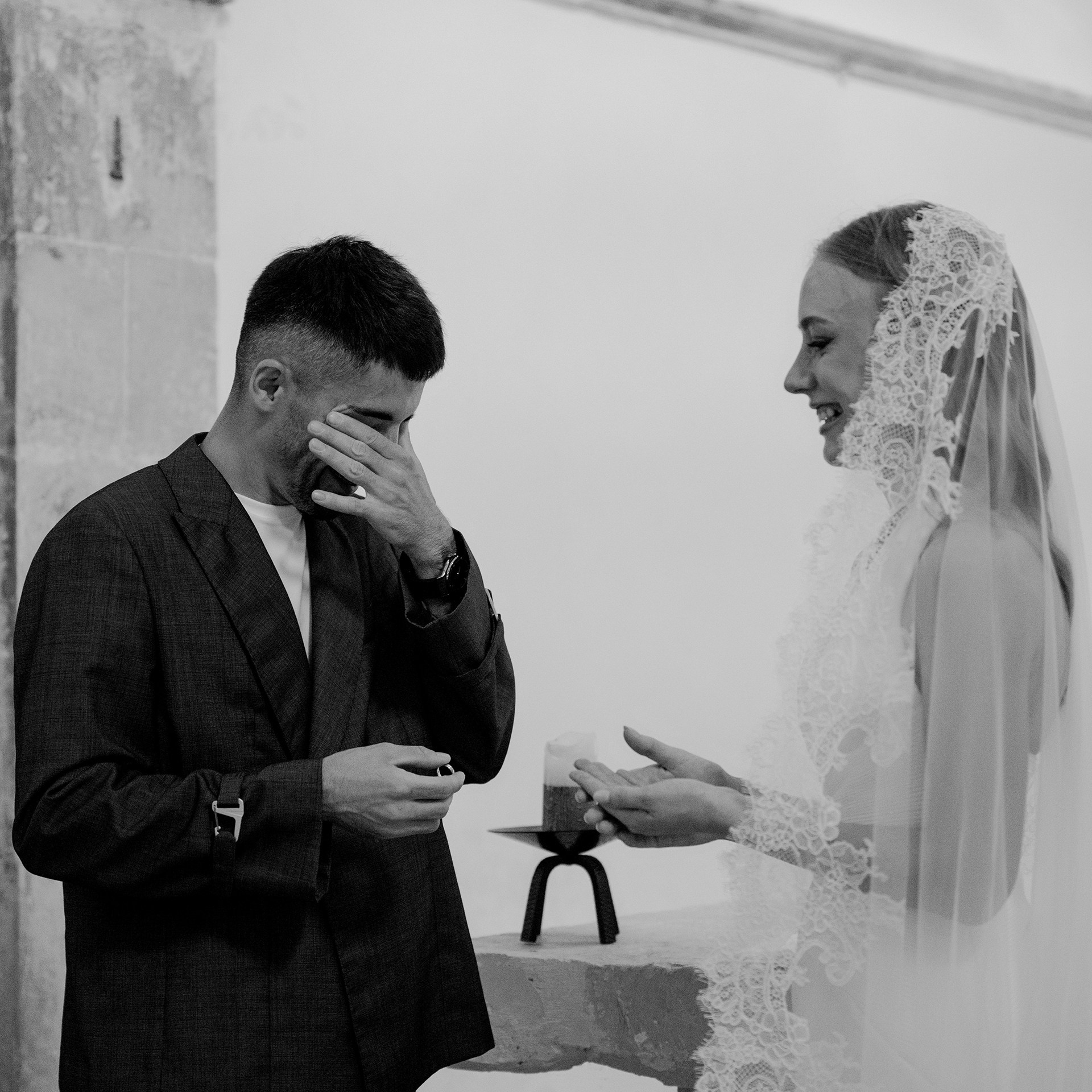 Proposal Wedding 2026. Wedding photographer in Europe. Based in Italy, Lake Como. Aesthetic elegant story-telling