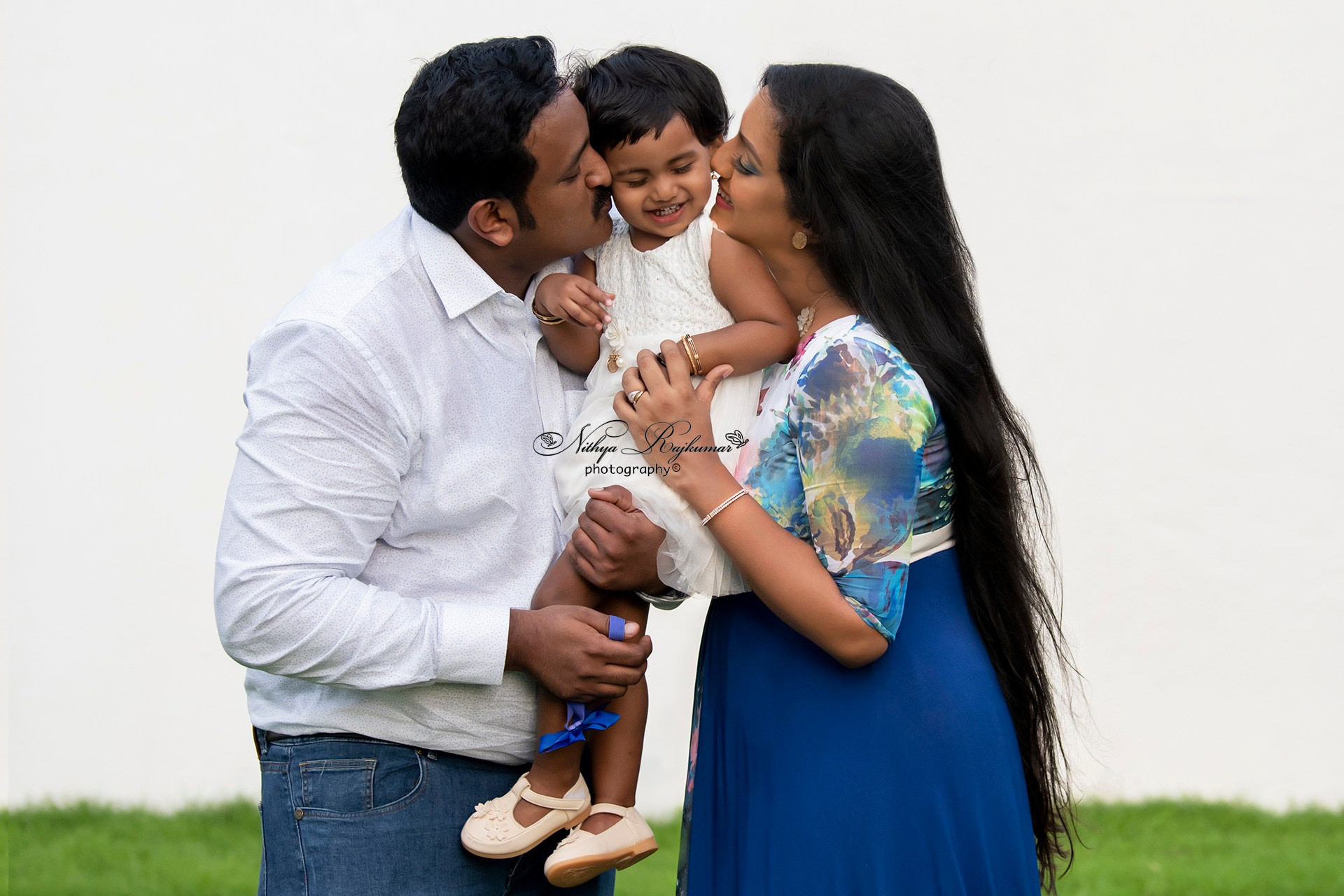 Family & Kids Portraits. Nithya Rajkumar Photography and Consulting
