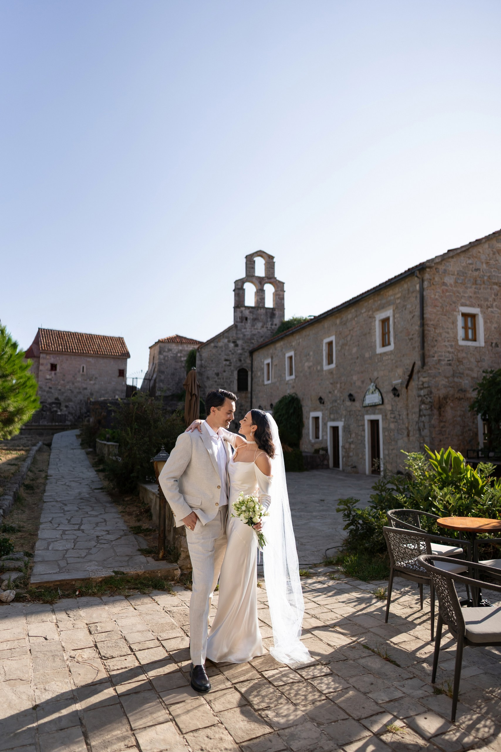 Photographer in Budva: couple, family & wedding shoots