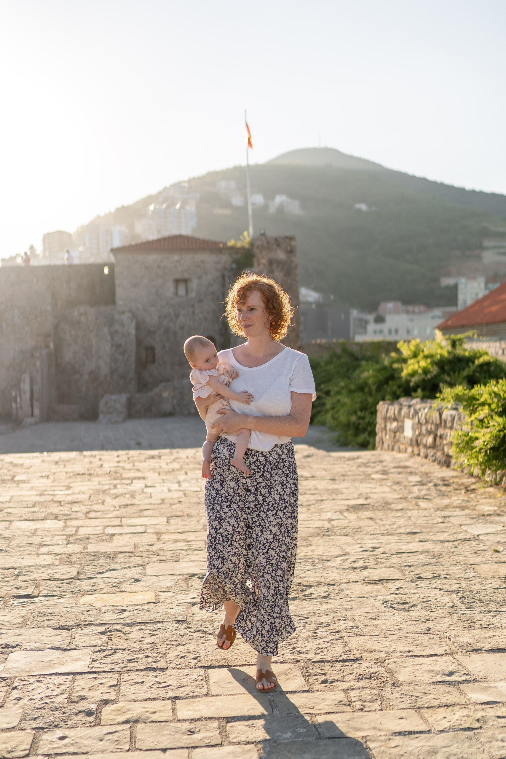 Photographer in Budva: couple, family & wedding shoots