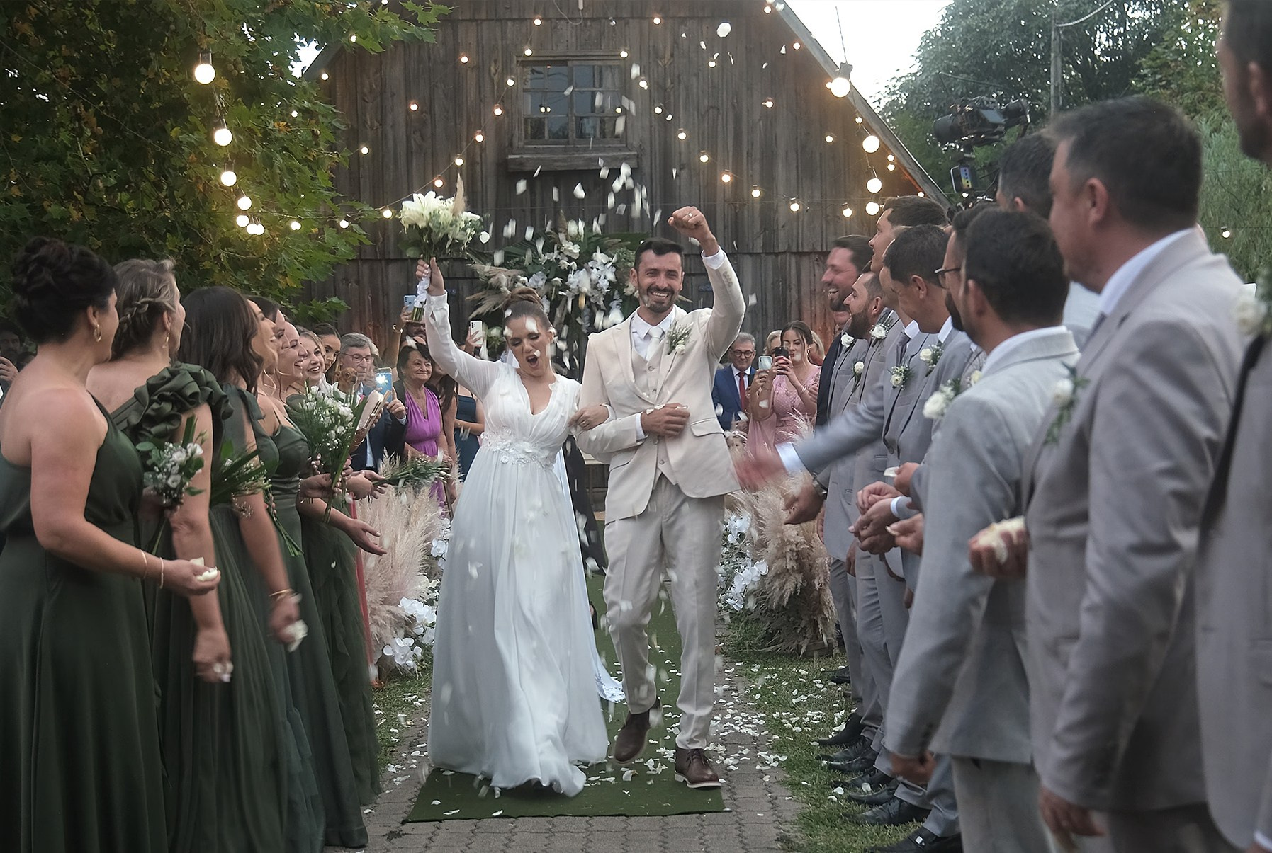 Como montar a lista de convidados do casamento (sem perder a paz da família). Fabi & Cadu Foto e Vídeo