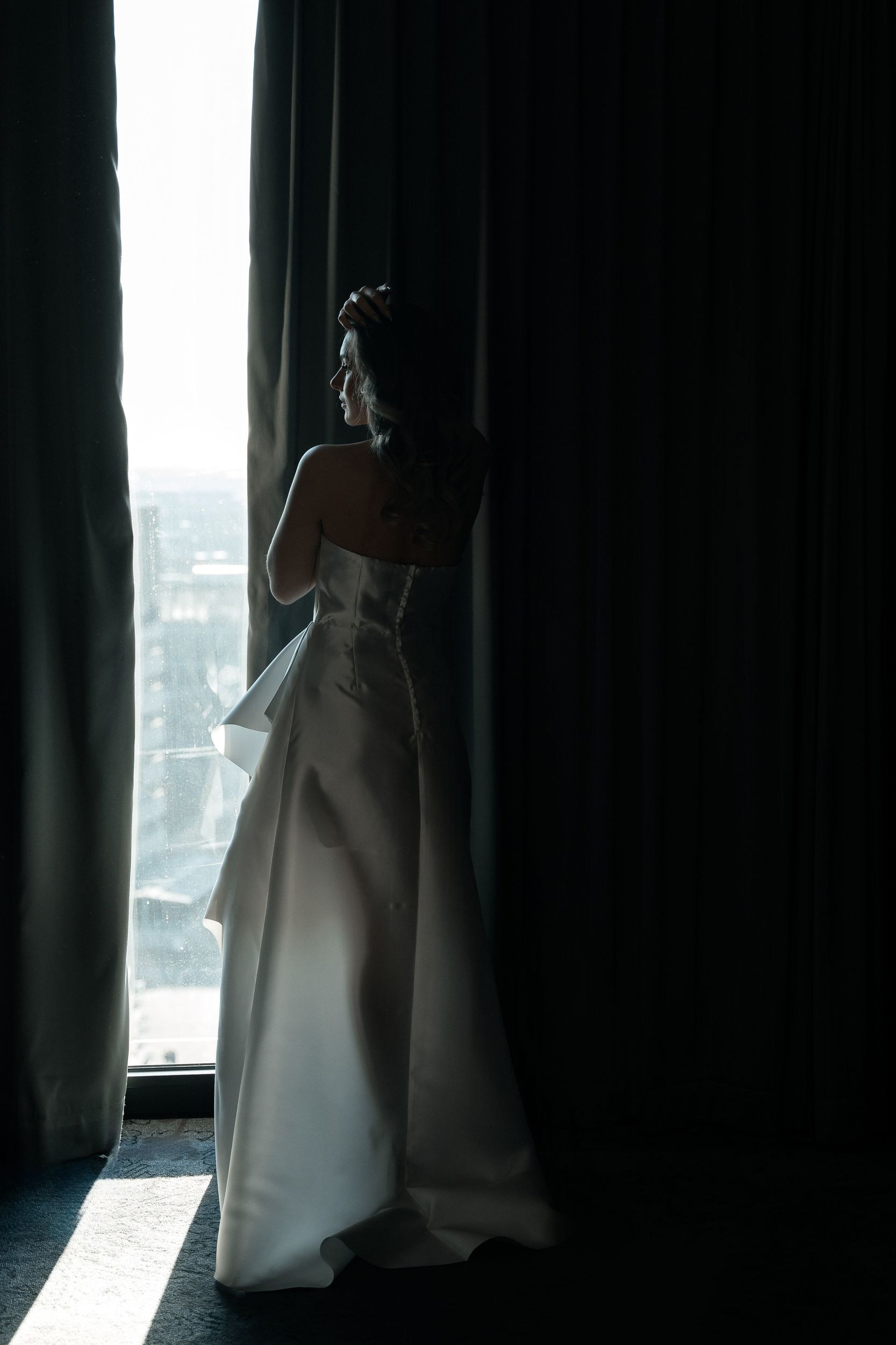 Getting Ready Together Before the Wedding Day. Wedding photographer & videographer Frankfurt | Denis Mirosnik