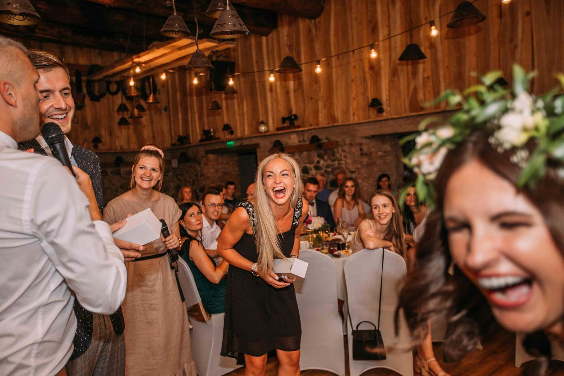 Kāzu scenārijs «One place wedding» jeb vienas vietas kāzas. Kāzu video un kāzu foto | BalticWedding - Ainārs Krauklis