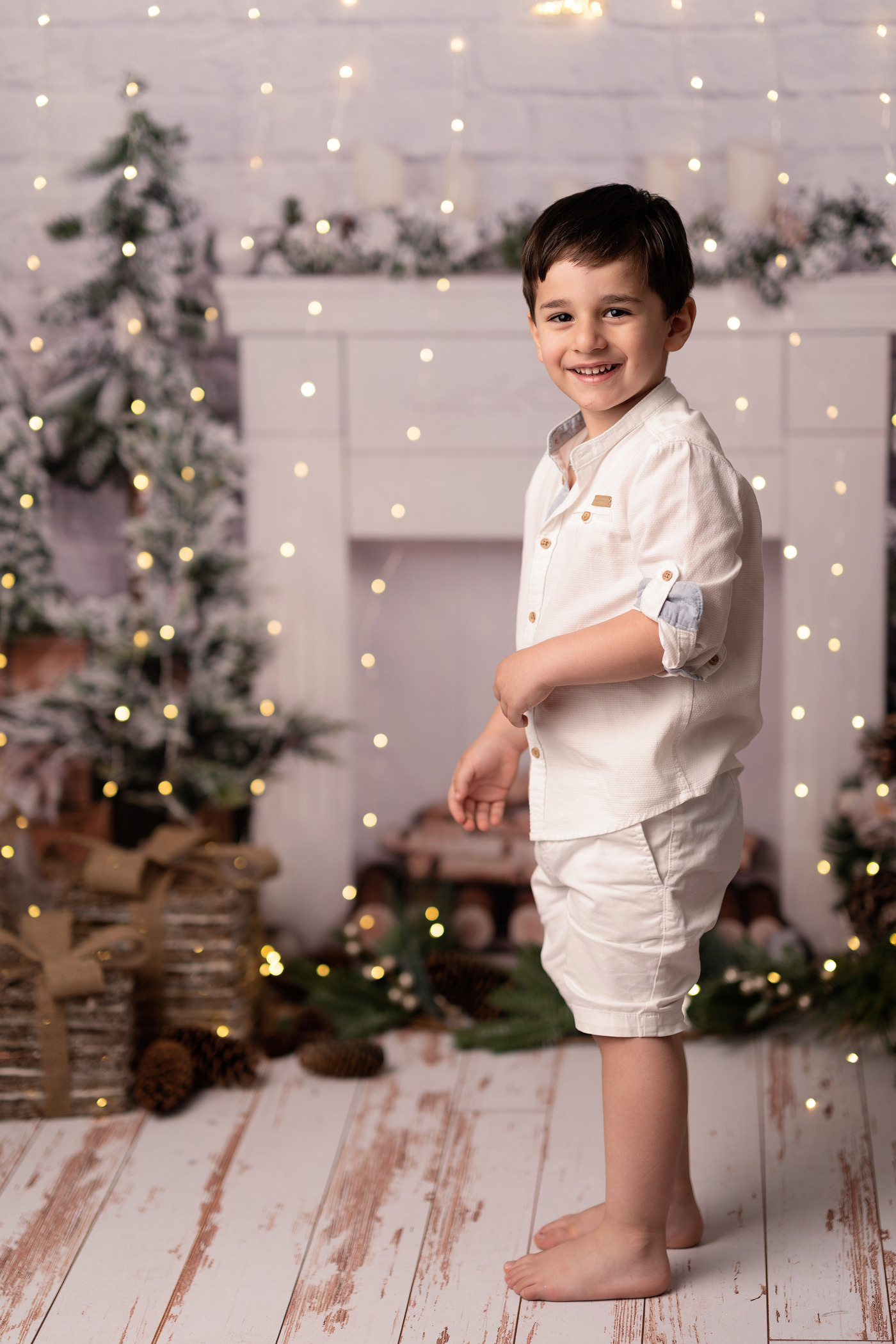 Christmas mini sessions 2025| Sydney. Newborn and family photographer. Hills District. Sydney