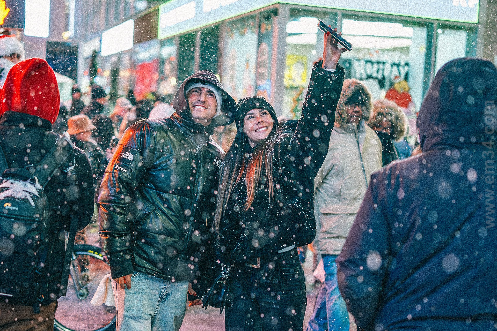New York City Snowfall Street Photography — Night Winter Scenes Capturing Emotions, Reactions & Euphoria of Falling Snow. Emin Kuliyev — Award-Winning Wedding Photojournalist NYC & USA | Best Wedding Photographer Known for Candid, Timeless Moments