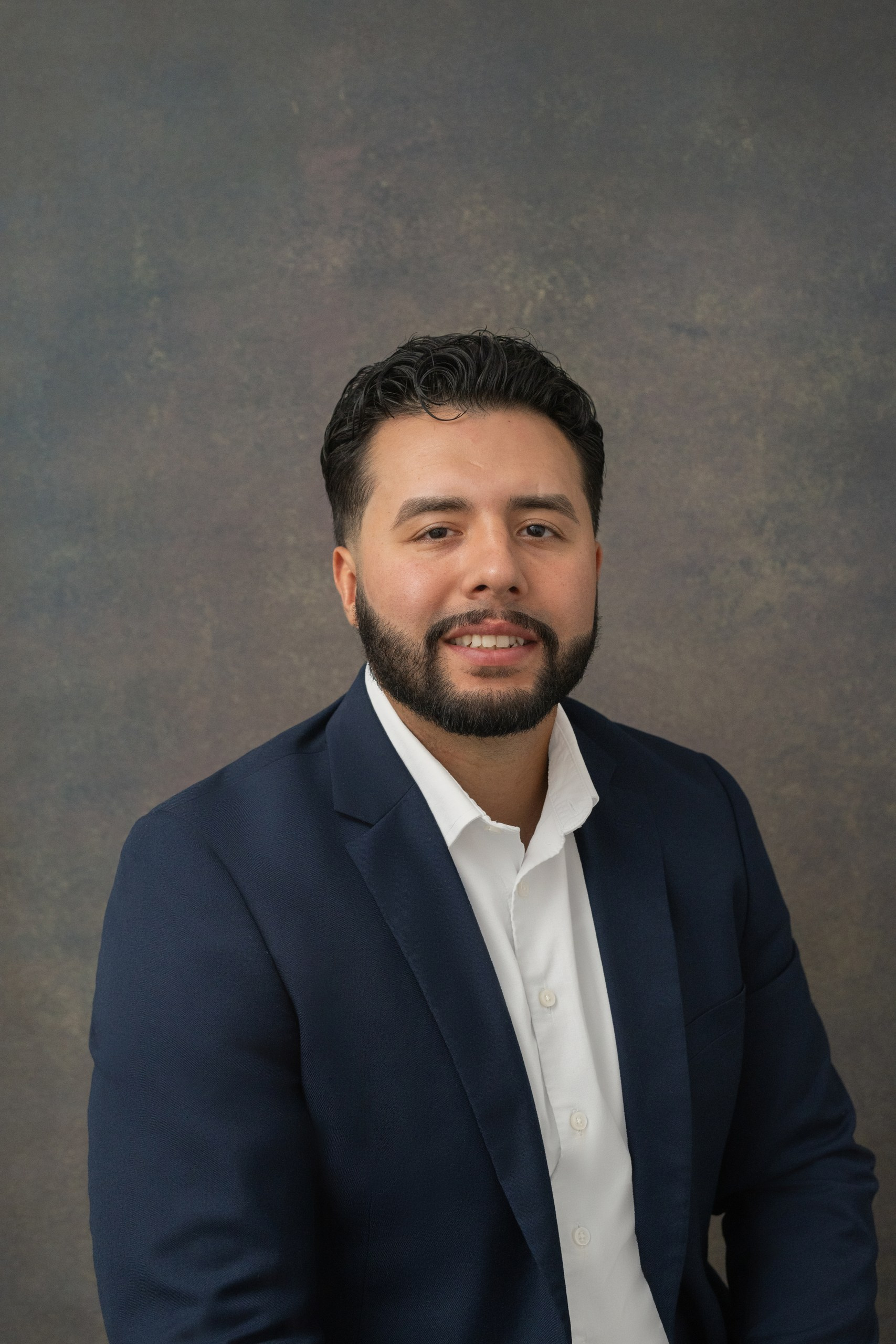 Katerina Royter Women’s, couples, and families photographer in North Florida