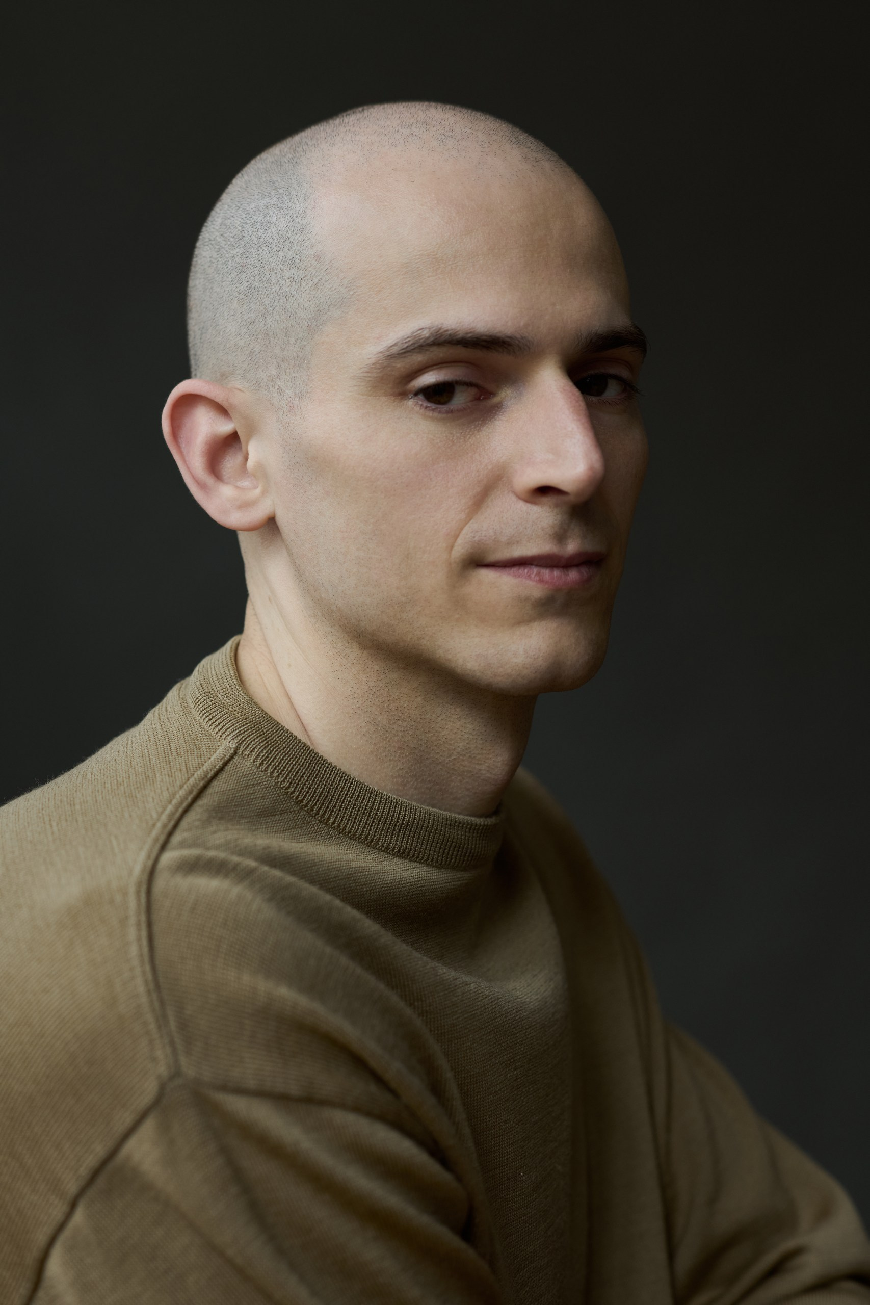 Portrait of Guillermo Arribas. Fotograaf Amsterdam en Brussel - Victoria Ushkanova