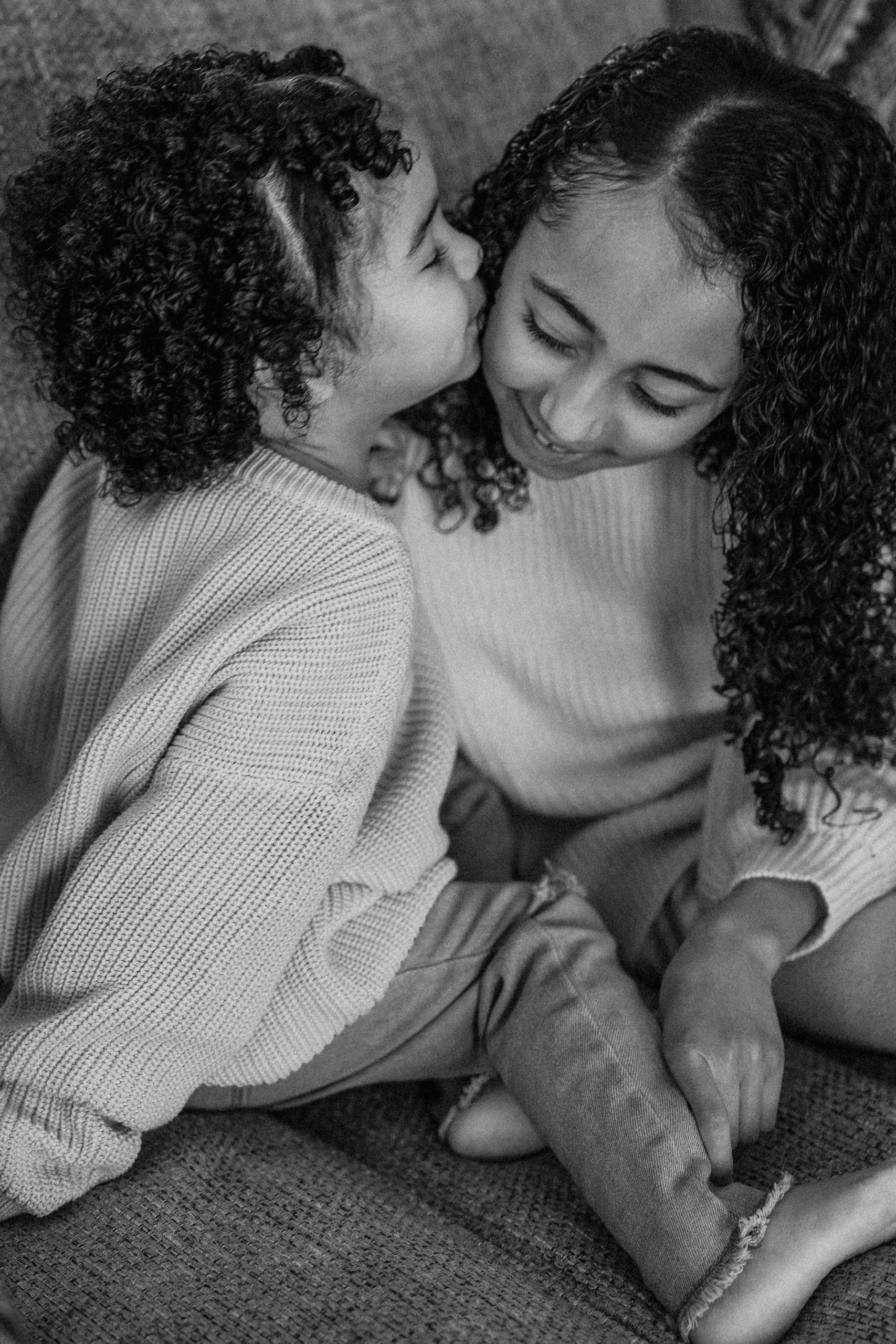 Xavier, Danielle, Olivia, Isabelle, Sophia. Alisa Tant — Family and newborn photographer Bucks County, Montgomery county, Philadelphia, NJ