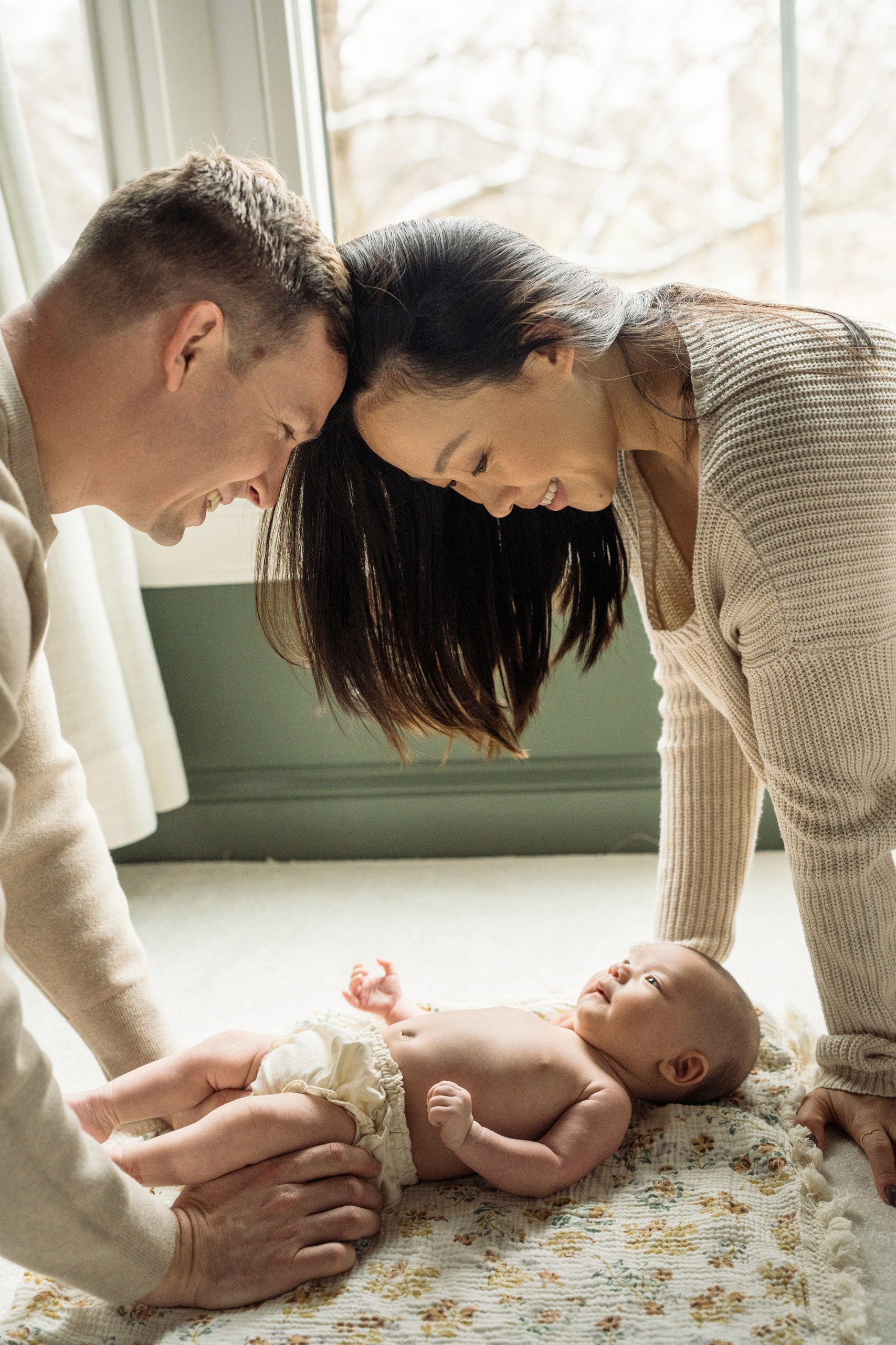 Kristine, Brian, Sloane. Alisa Tant — Family and newborn photographer Bucks County, Montgomery county, Philadelphia, NJ